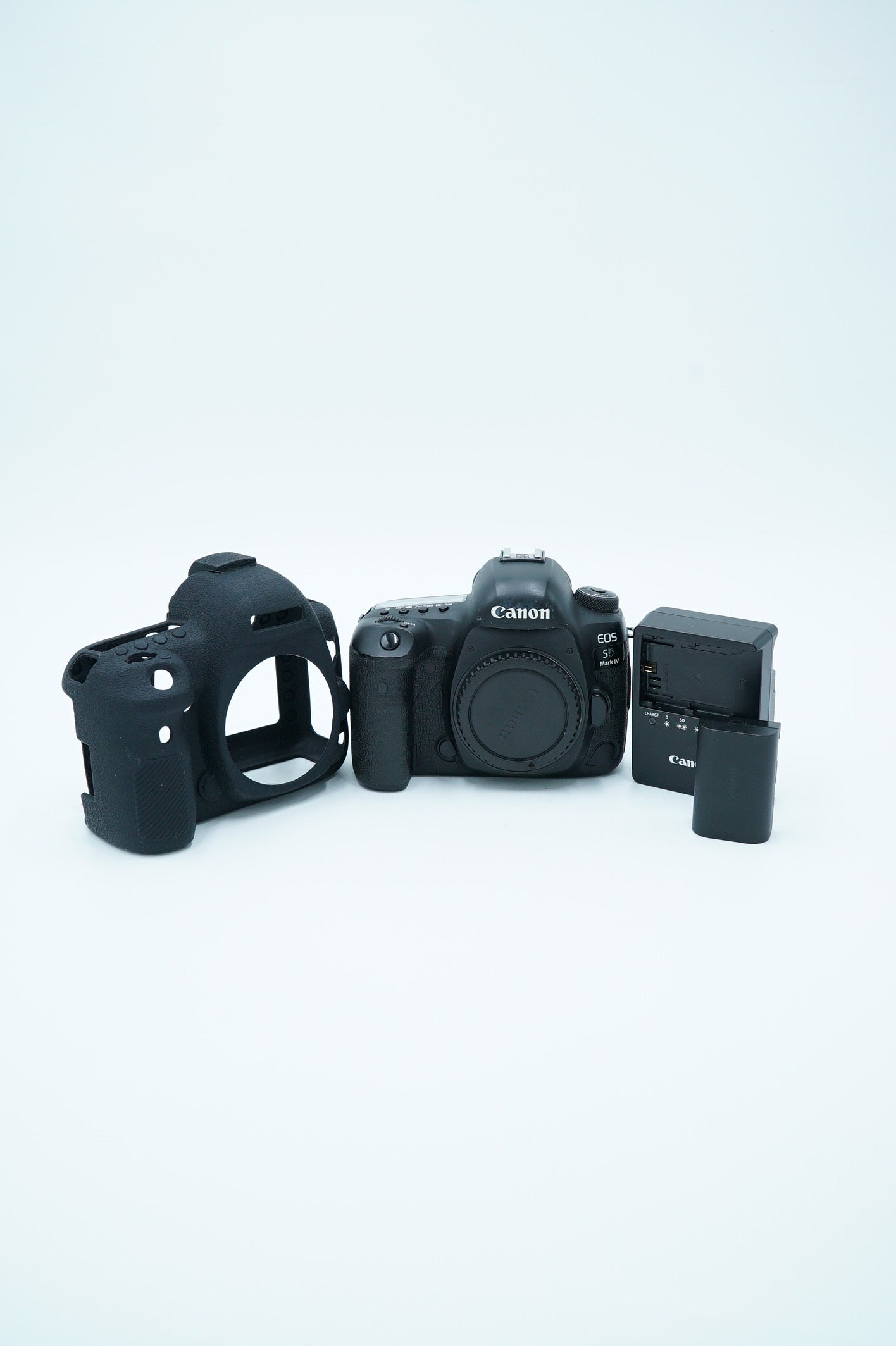 Canon EOS 5D Mark IV DSLR Camera Body Only (Used) - Professional Full Frame Digital Camera for Photography & Videography