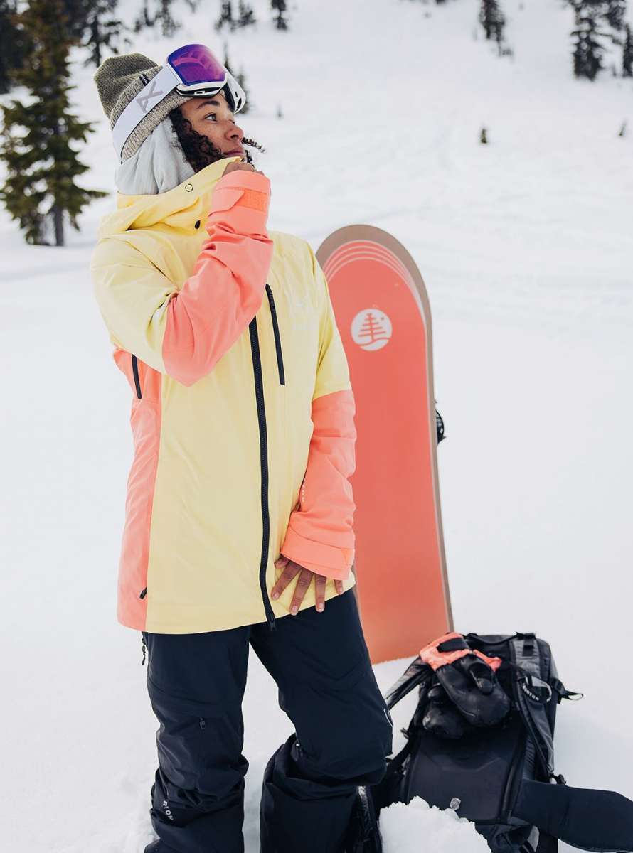 Burton Women's AK GORE-TEX Upshift 2 Layer Waterproof Ski Jacket 2024 - Lightweight Windproof Snowboard Coat for Winter Sports & Outdoor Adventures
