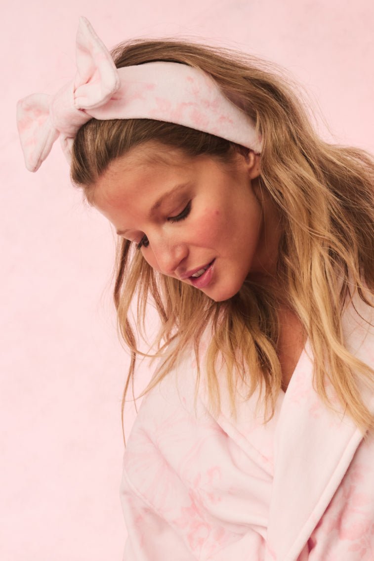 Bow Face Wash Beauty Headband - Soft & Adjustable Hairband for Skincare Routine | Perfect for Washing Face, Applying Masks & Makeup