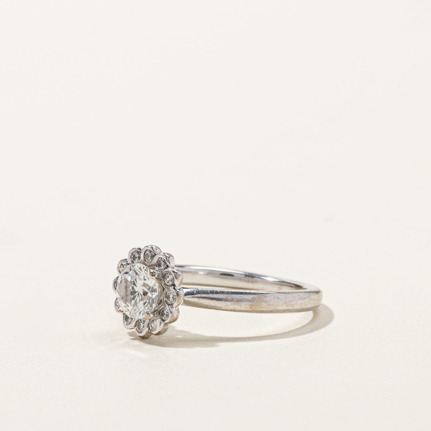 Exquisite Halo Diamond Engagement Ring | 0.92ct VS1 G Color | Size 7.25 | Perfect Proposal Gift for Her | Wedding, Anniversary & Special Occasions