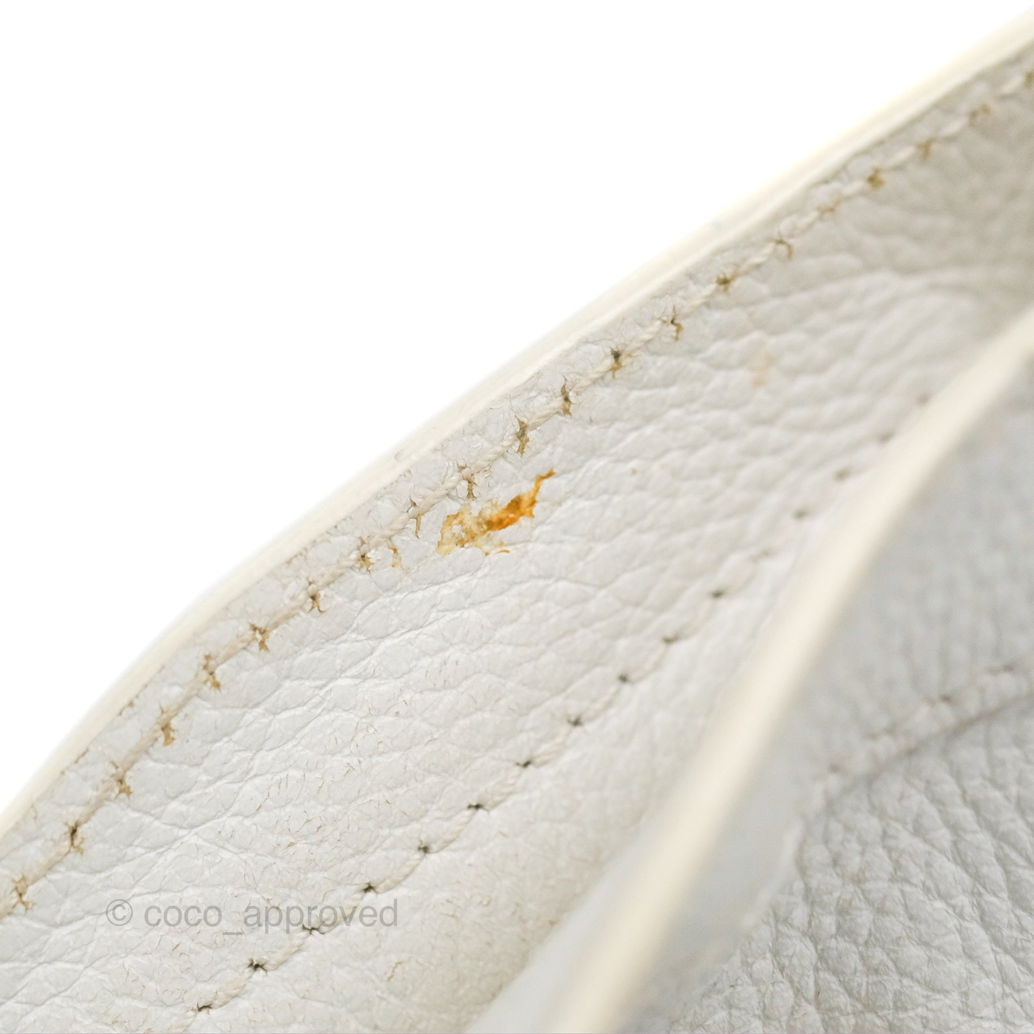 Balenciaga Classic Small City Bag in White Aged Calfskin with Gold Hardware - Perfect for Everyday Luxury & Fashion Outfits