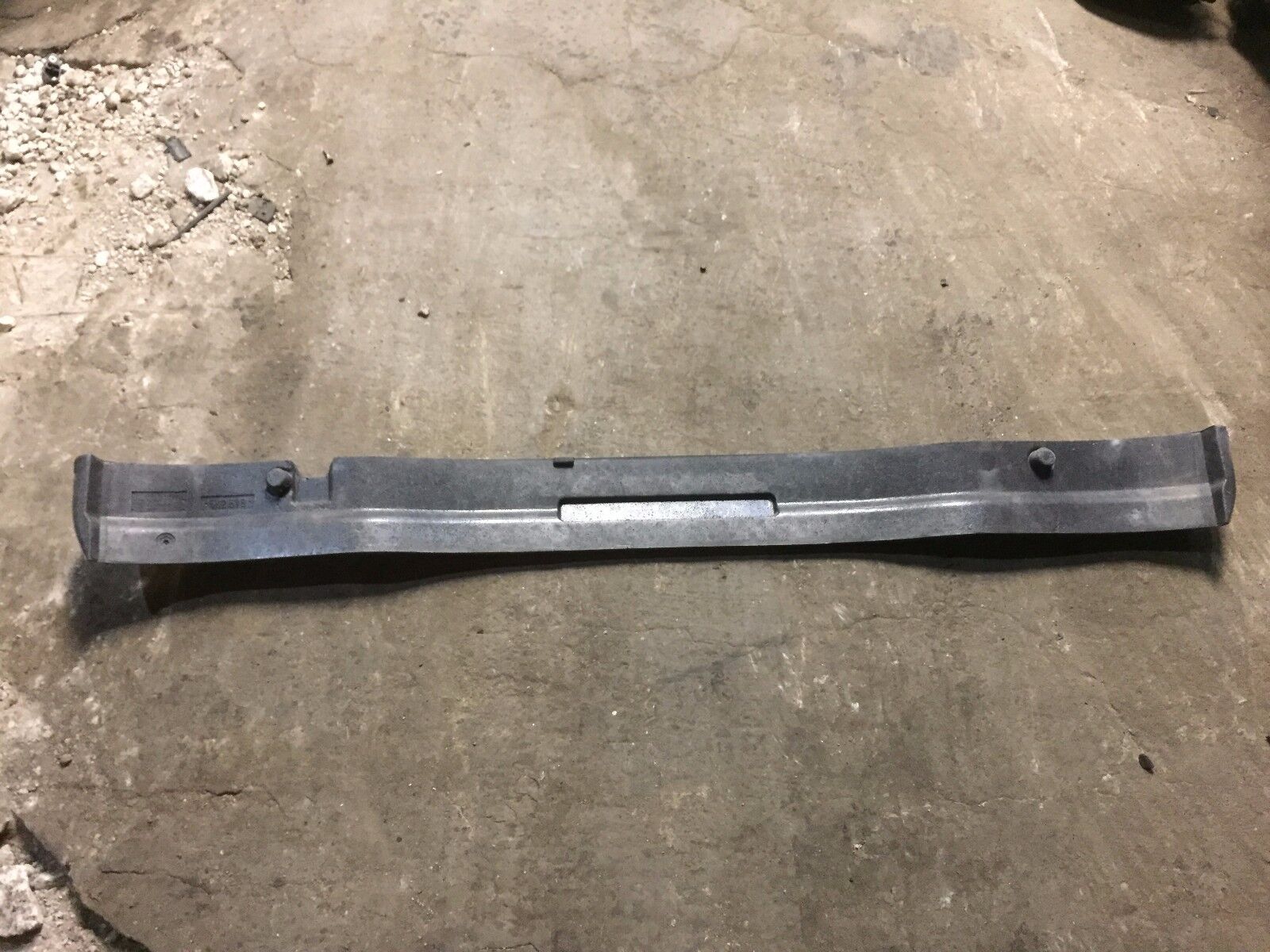 BMW E65 E66 Front Bumper Reinforcement Absorber Impact Foam OEM 6501696 - Compatible with 2002-2005 7 Series Sedan - Perfect for Collision Repair & Safety Enhancement