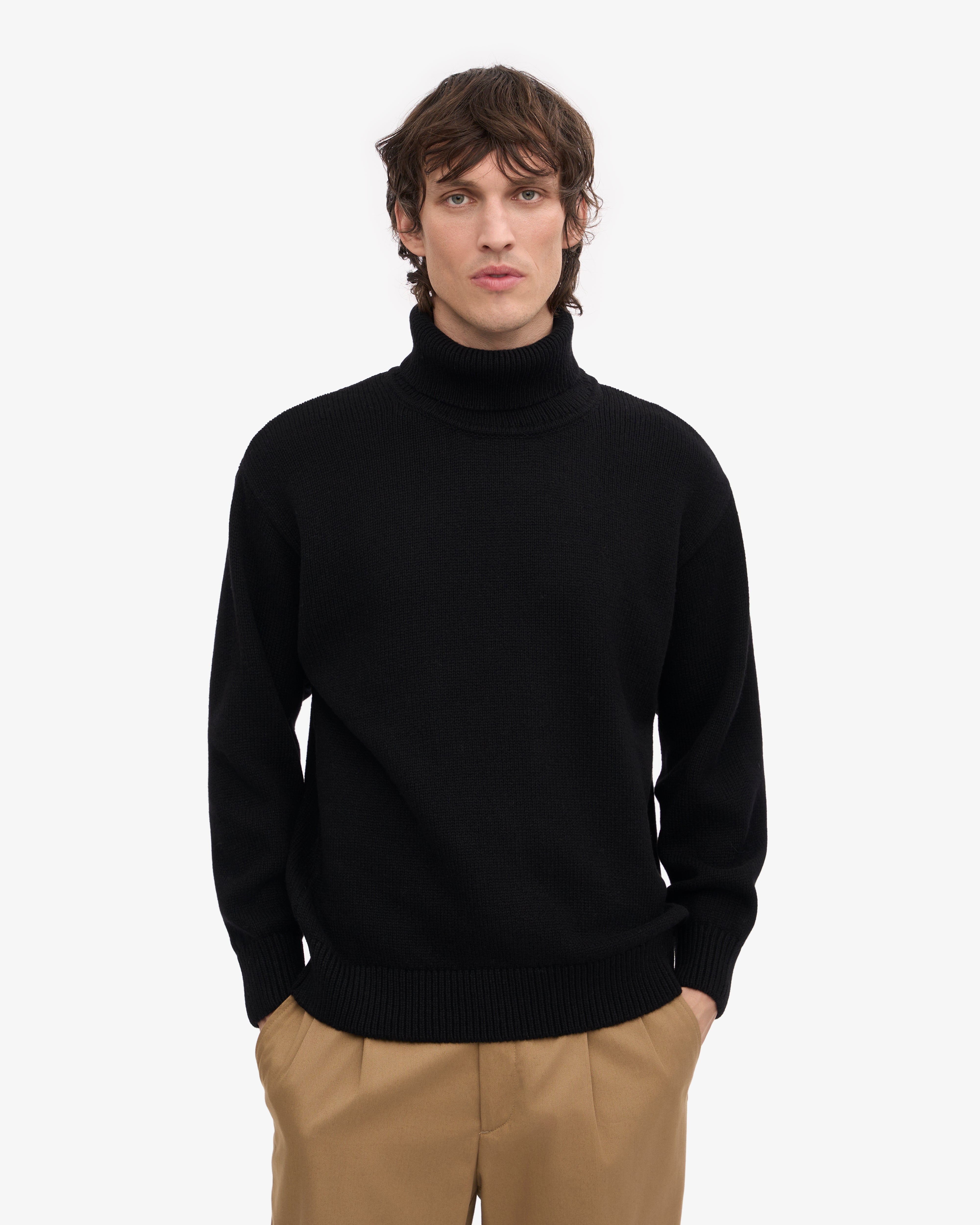 Premium Merino Wool Turtleneck Sweater for Women & Men - Ultra Soft Thermal Winter Knitwear in Deep Black - Perfect for Cold Weather, Office Wear & Outdoor Activities