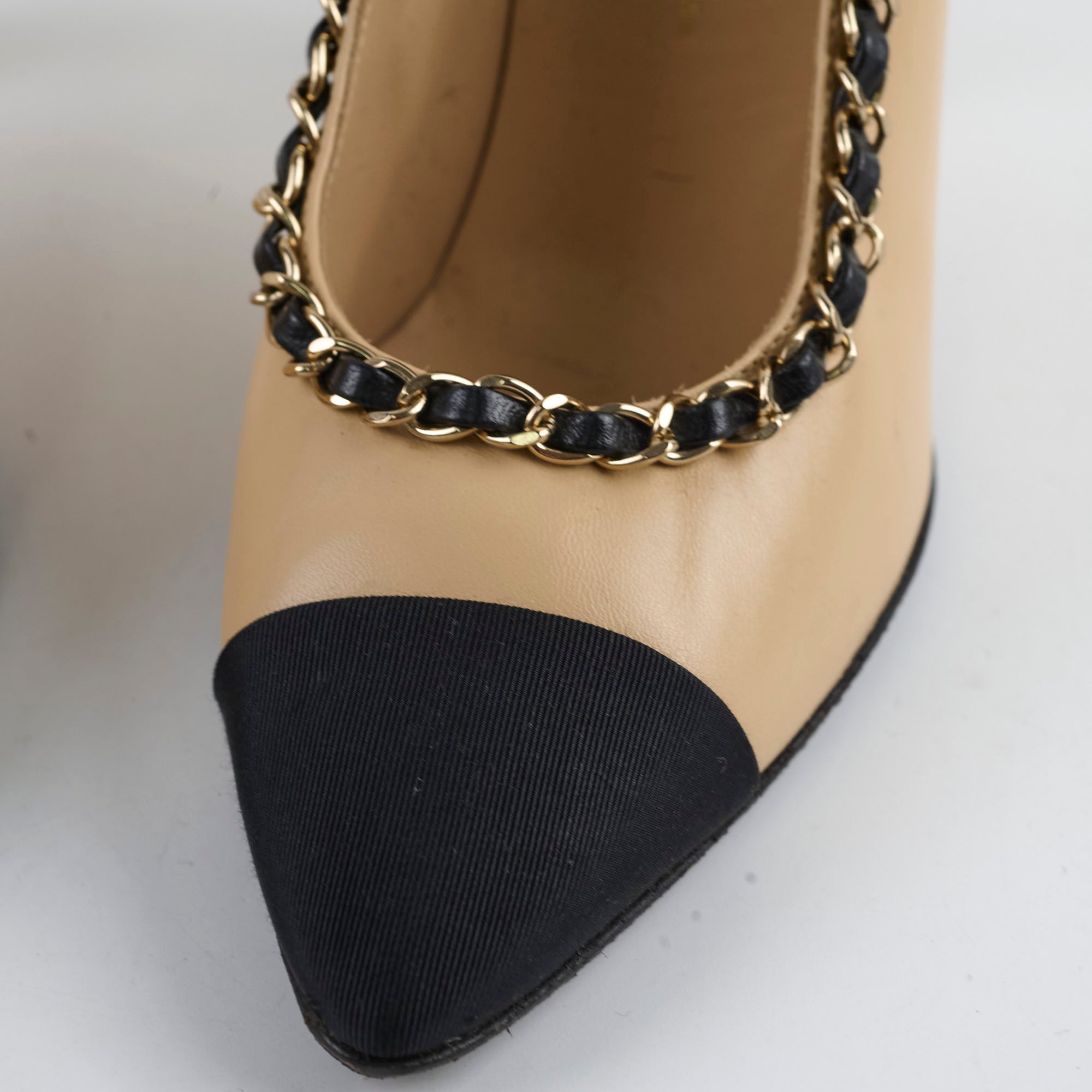 Chanel Beige Chain Cap Toe Pumps Women's Size 35.5 - Elegant Heels for Office, Party & Special Occasions