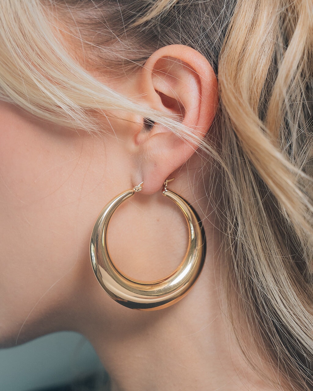 Stylish Kali Tube Hoop Earrings for Women - Trendy Gold/Silver Hollow Circle Earrings - Perfect for Parties, Weddings & Everyday Wear