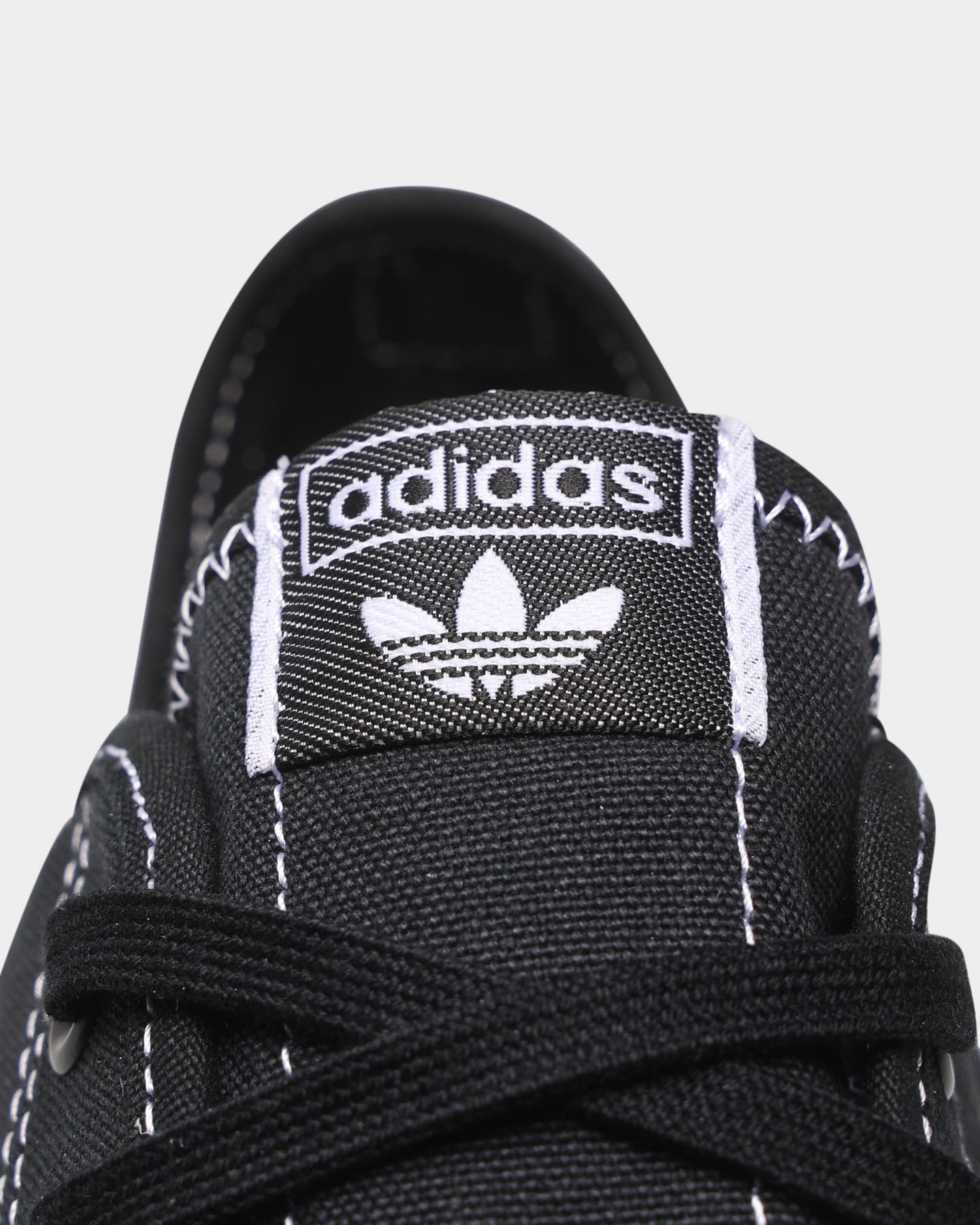 Adidas Nizza RF Core Black/Cloud White Sneakers - Men's Casual Shoes for Walking & Everyday Wear