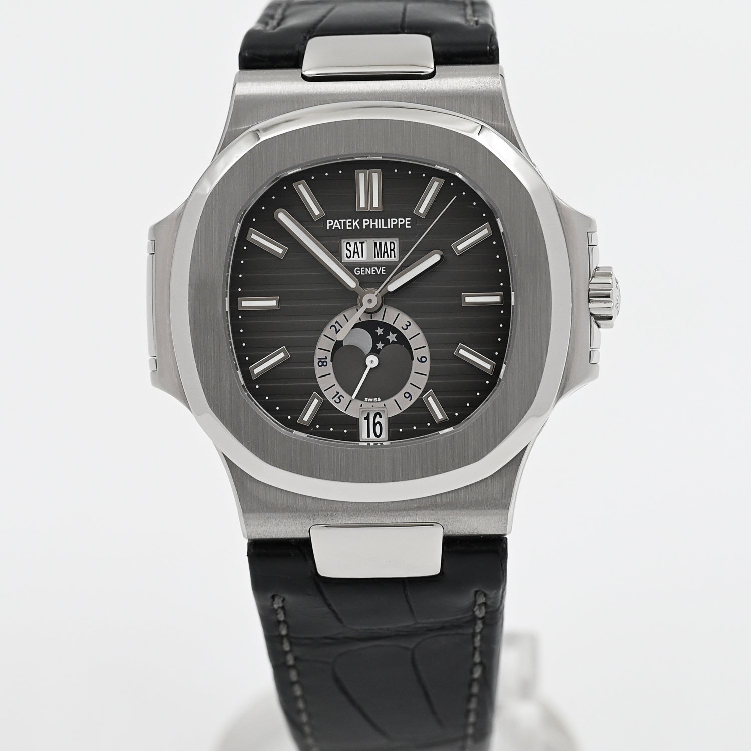 Patek Philippe Nautilus Annual Calendar 5726/1A-001 Luxury Men's Watch - Perfect for Business Meetings & Formal Events