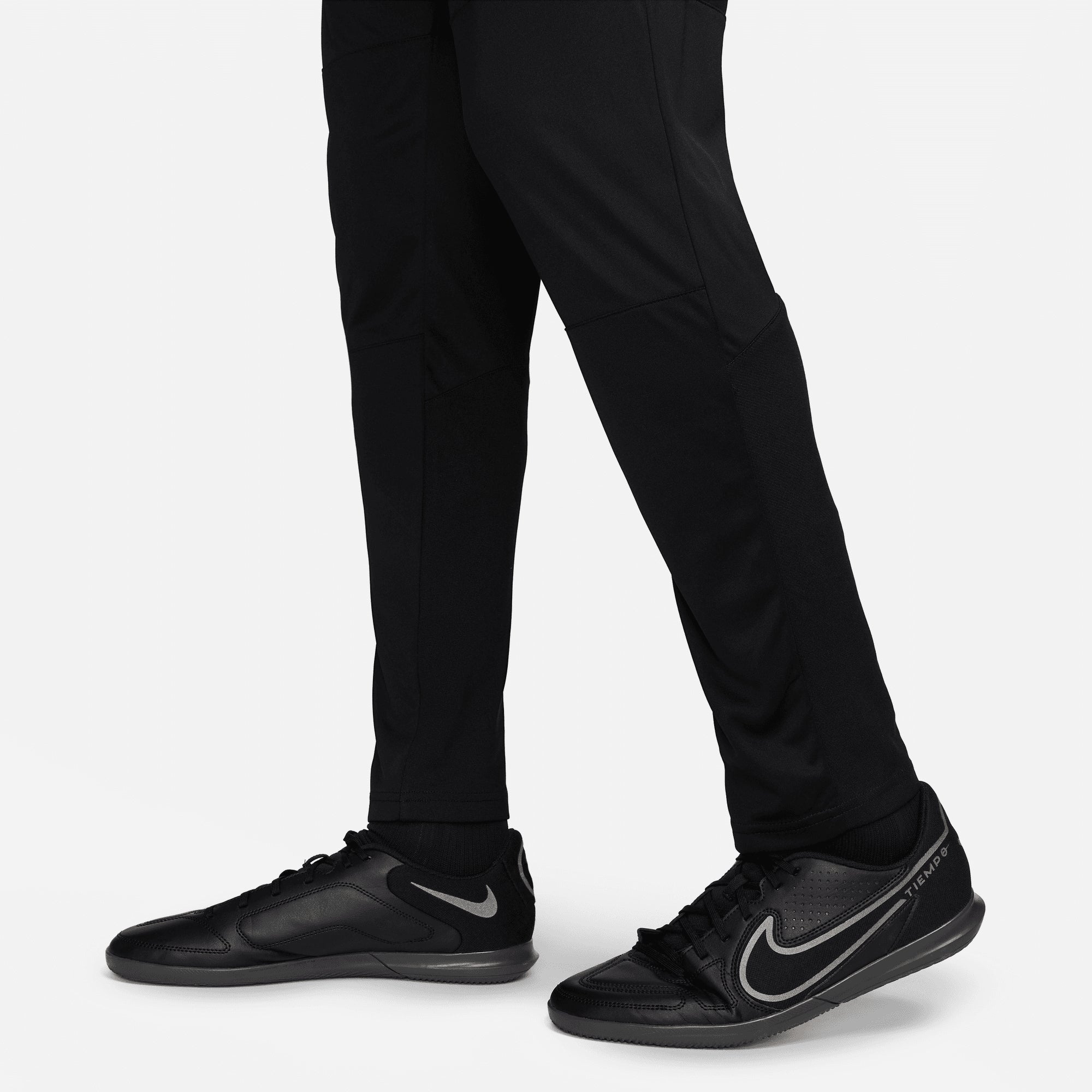 Nike Park 20 Pants - Men's Athletic Joggers with Stretch Fabric & Zippered Pockets - Perfect for Running, Gym Workouts & Casual Wear