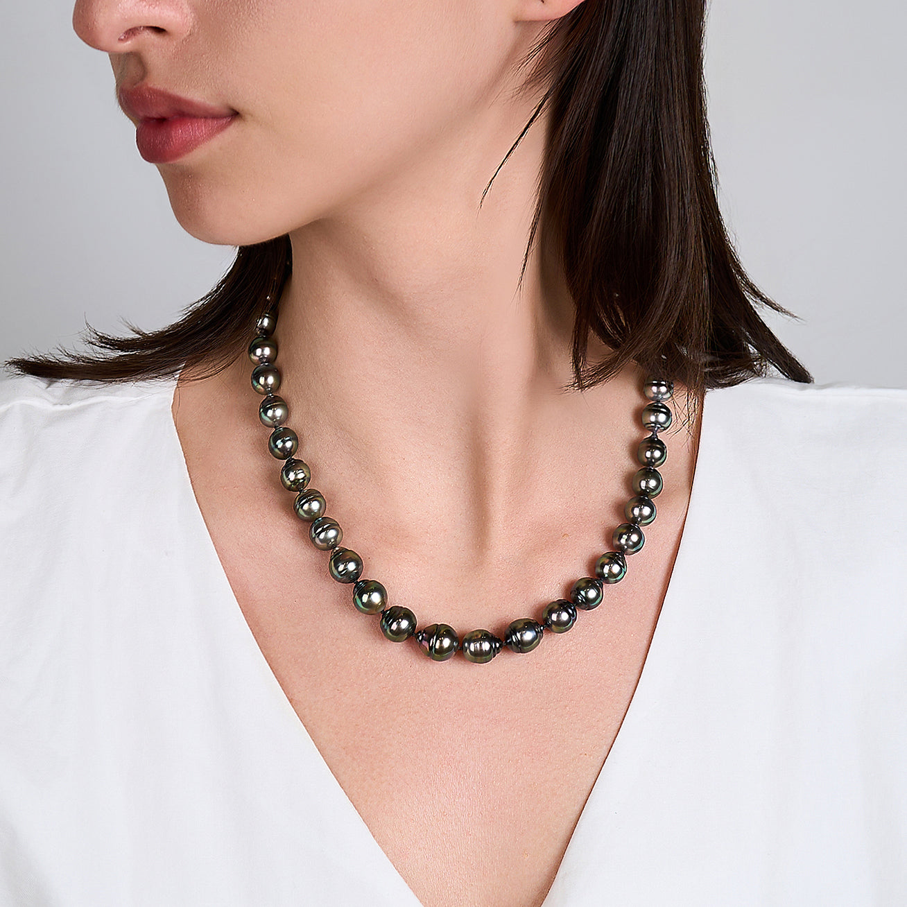 18K Solid Gold Baroque Tahitian Pearl Necklace for Women - Elegant Peacock Design, Luxury Gift for Anniversary, Wedding & Special Occasions