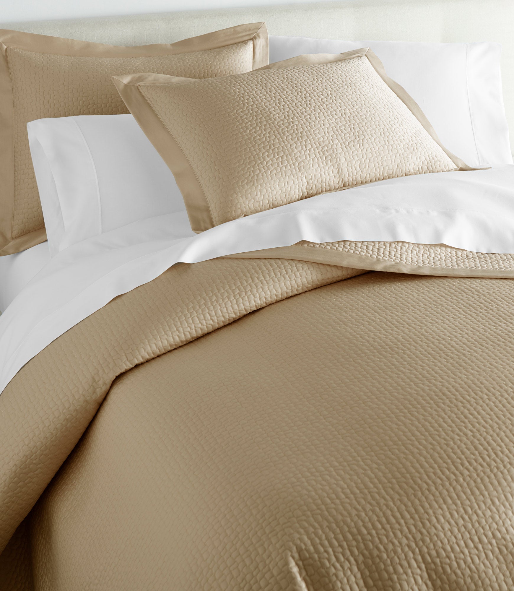 Hamilton Quilted Sham - Premium Decorative Pillow Cover for Bedroom & Living Room - Soft Cotton Sham with Elegant Quilted Design - Perfect for Home Decor, Guest Rooms, and Cozy Spaces