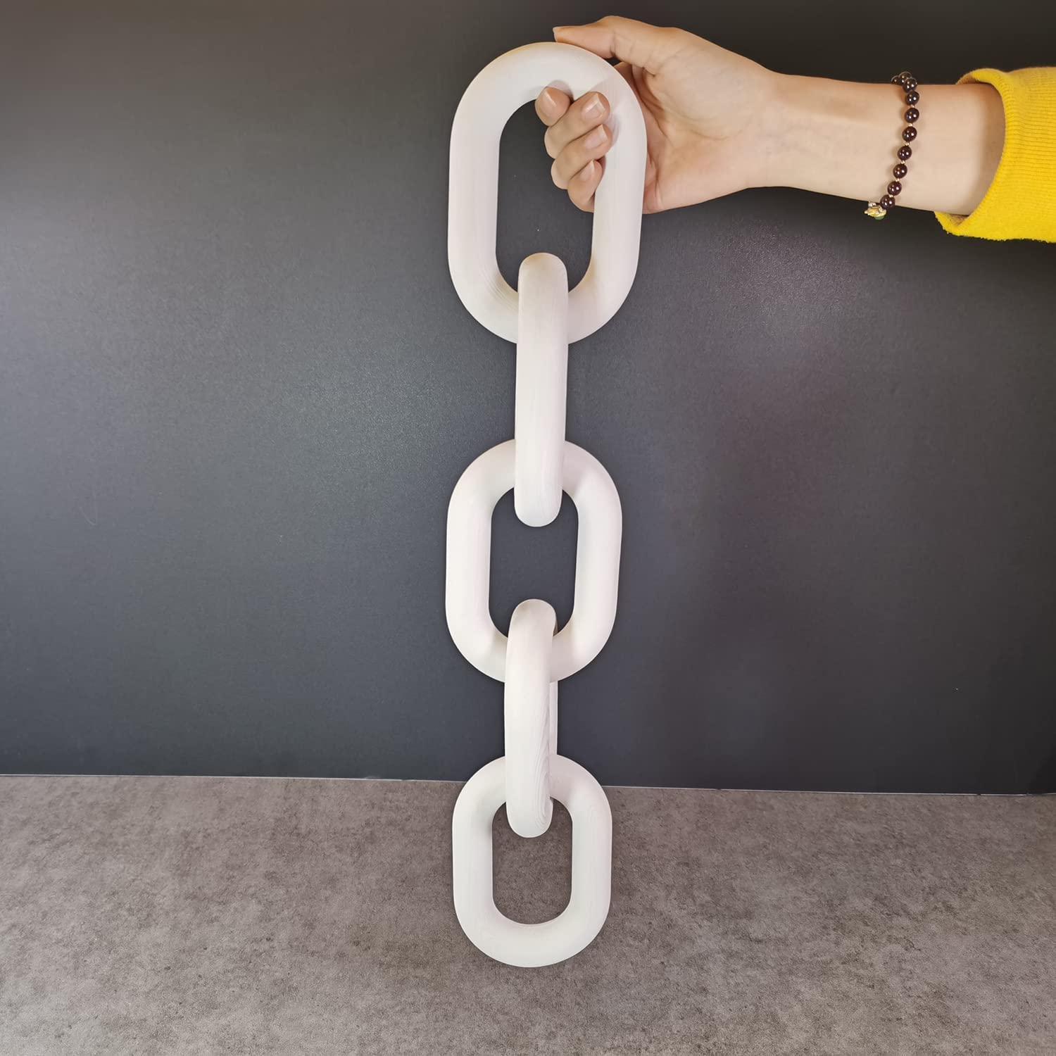 Boho Wooden Chain Link Shelf Decor - Hand Carved Pine Wood 5-Link Chain for Farmhouse, Living Room, Bedroom, Bookshelf & Coffee Table - Rustic Home Accent (White) | Perfect for Wall Hanging, Shelf Styling & Boho Interior Design