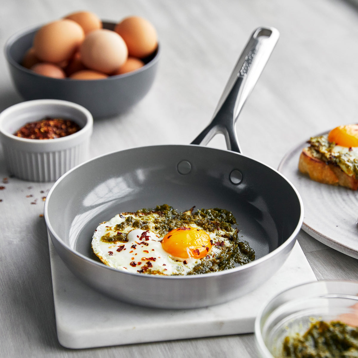 GP5 Stainless Steel 8-Inch Nonstick Frying Pan with Mirror Handle - Perfect for Sautéing, Frying & Cooking Eggs - Professional Kitchen Cookware for Home Chefs