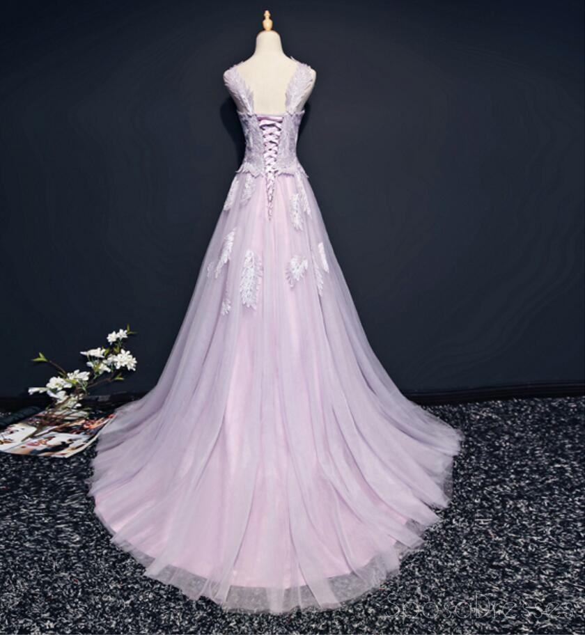 Elegant Lilac Cap Sleeve Lace Prom Dress with Straight Neckline - Long Formal Evening Gown for Homecoming, Wedding, and Special Occasions