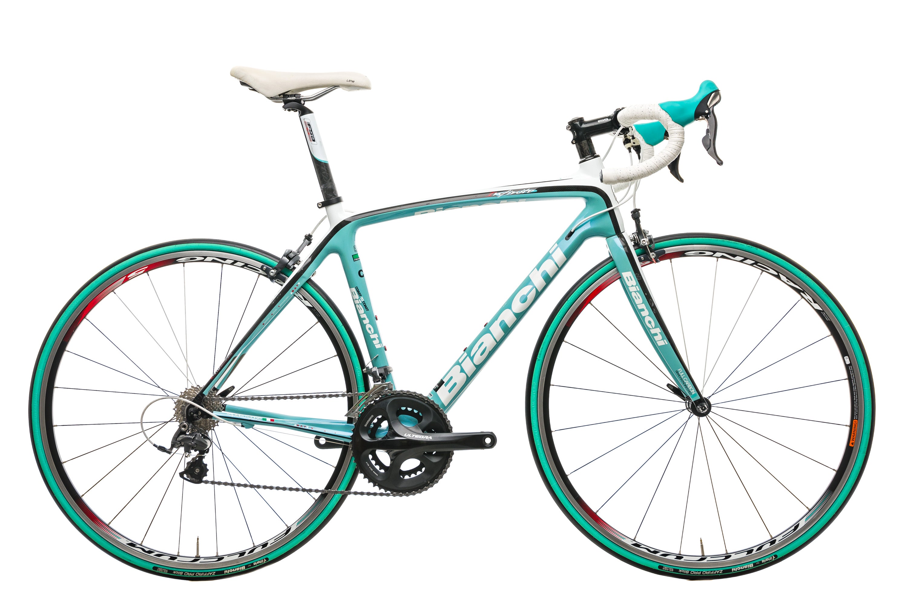 Bianchi Infinito Road Bike 2012 - 53cm Carbon Frame Racing Bicycle for Men - Perfect for Long Distance Cycling & Competitive Road Racing
