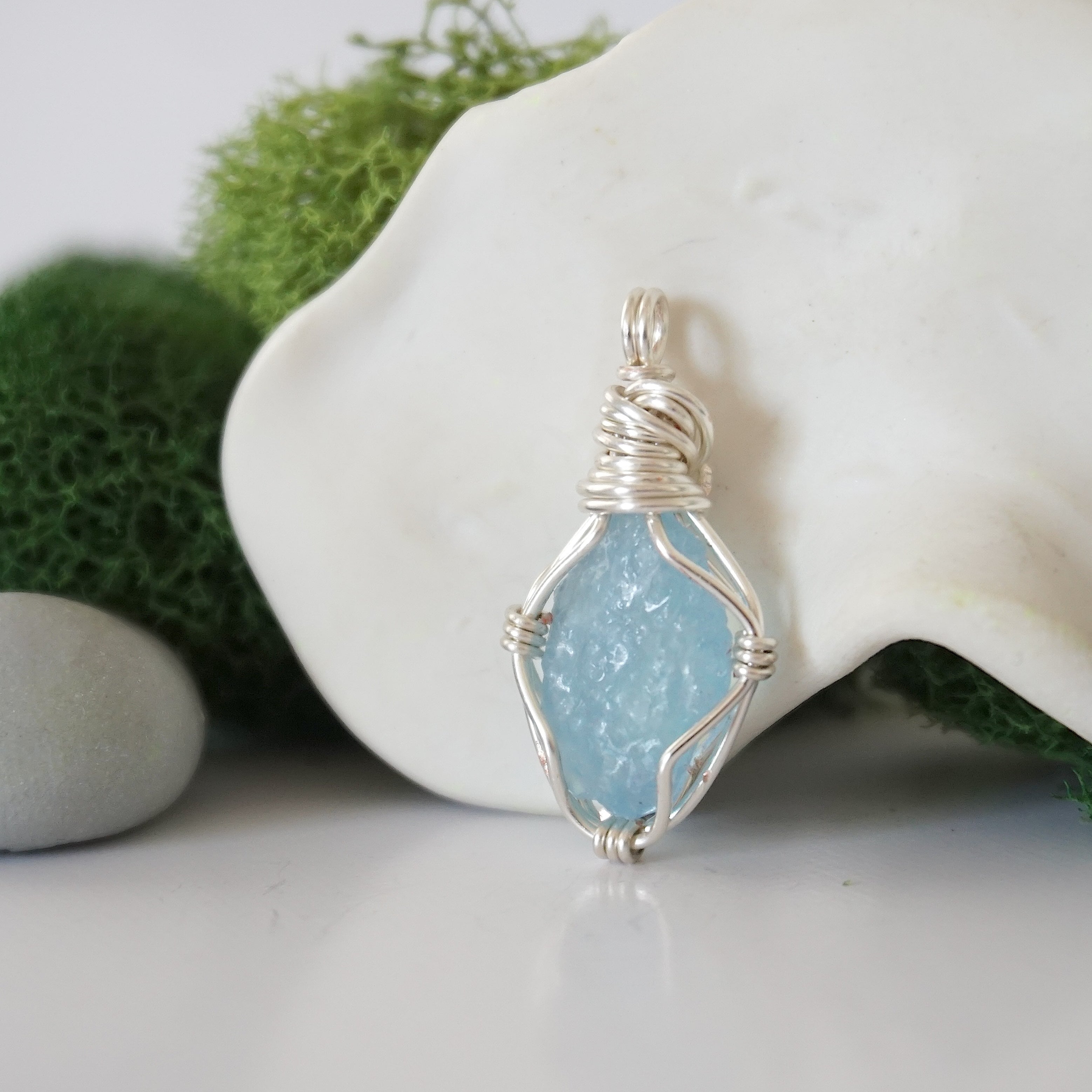 Elegant Aquamarine Birthstone Necklace - March Birthstone Jewelry for Women, Sterling Silver Pendant with Genuine Crystal | Perfect Gift for Mom, Daughter, Birthday & Anniversary