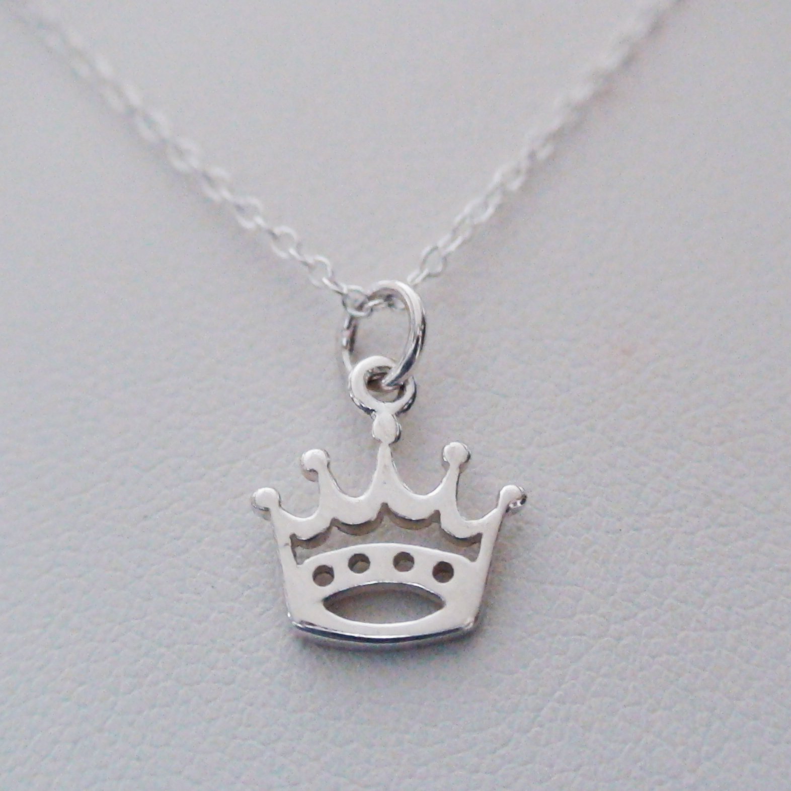 FashionJunkie4Life Unique Sterling Silver Pendant Necklace for Women - 18