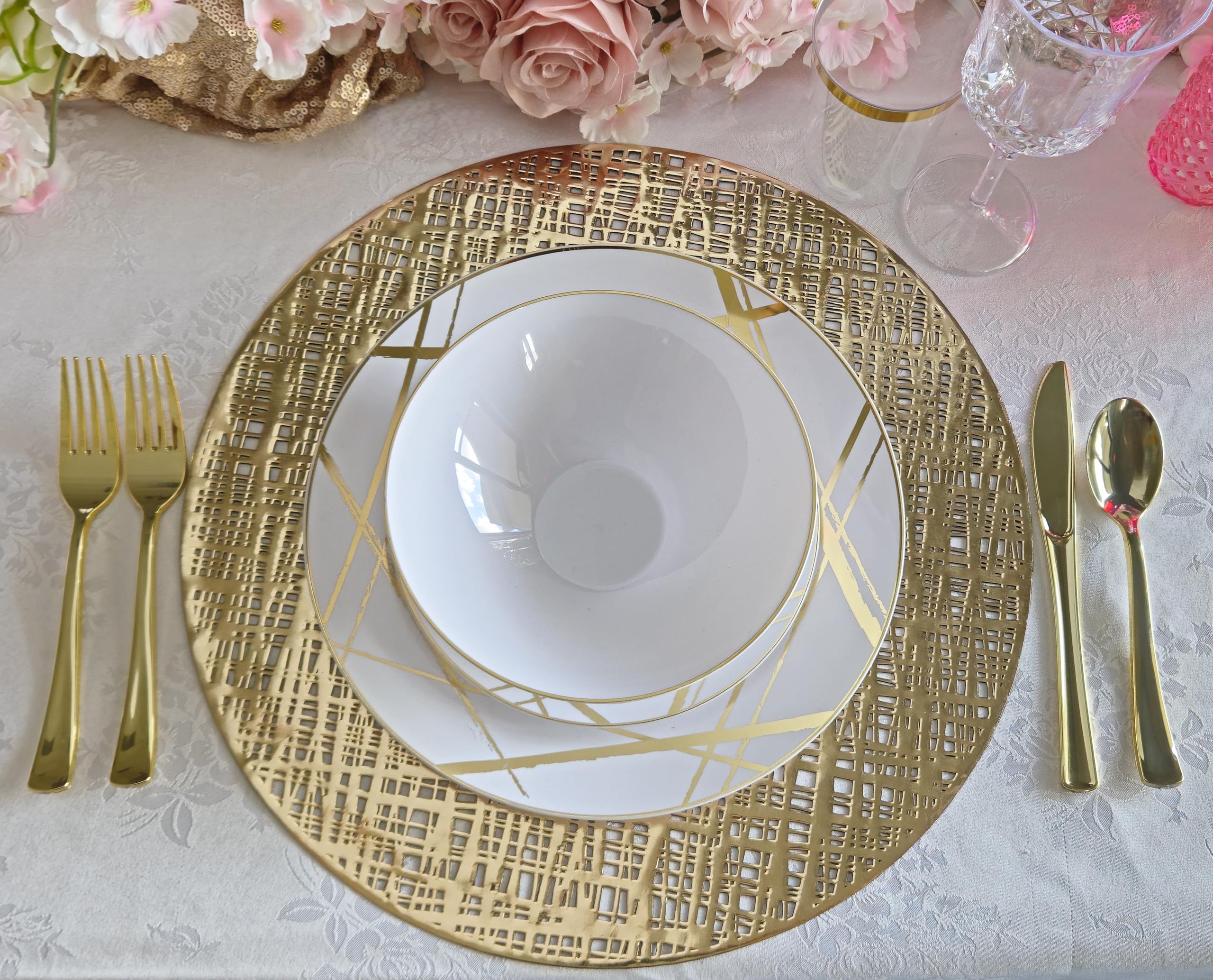 10-Piece Pressed Vinyl Metallic Round Placemats - Gold Linen Wedding Table Decor for Dining, Parties & Special Events