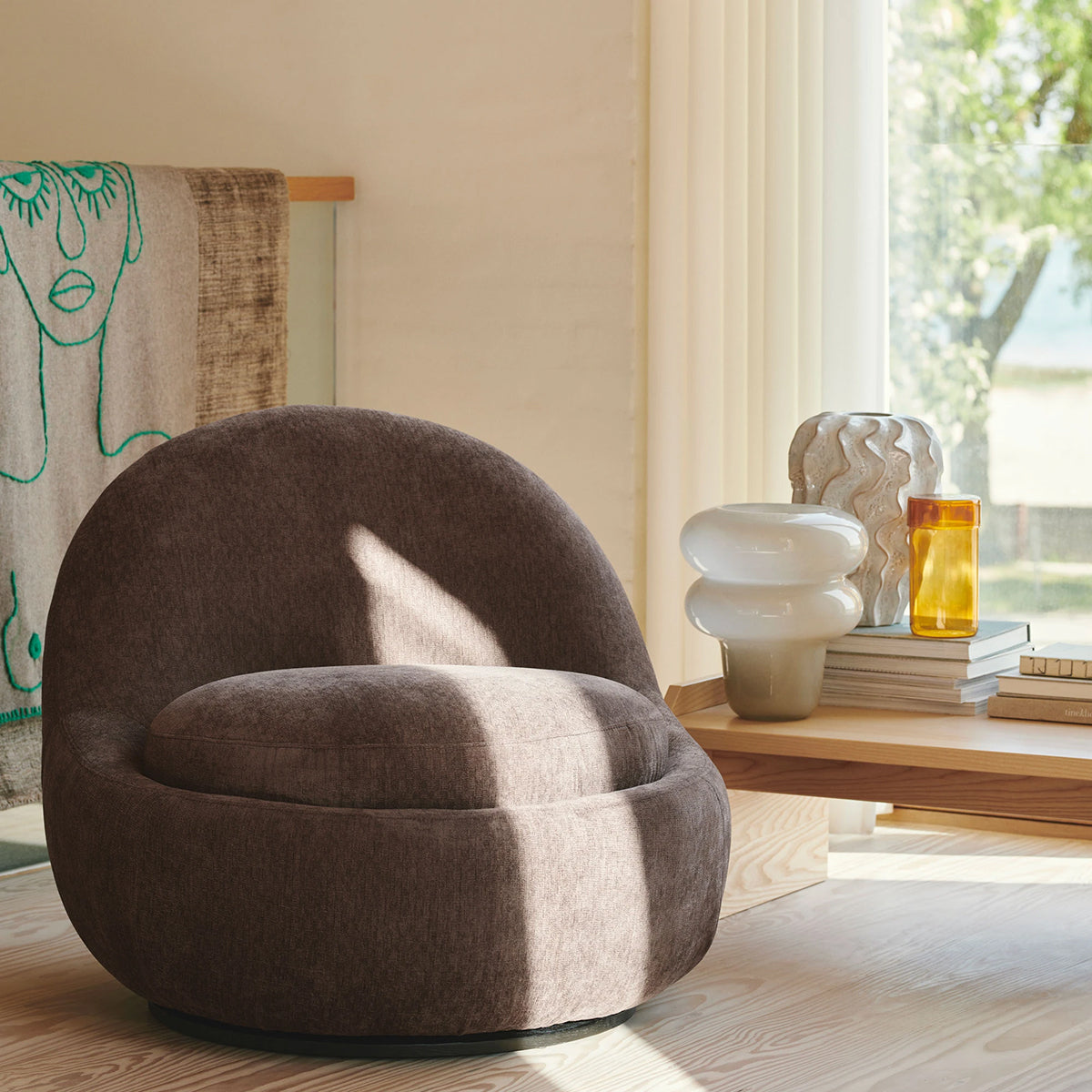 Babette Fabric Swivel Armchair - Modern Living Room Accent Chair with 360° Rotation | Perfect for Home Office, Lounge & Reading Nook