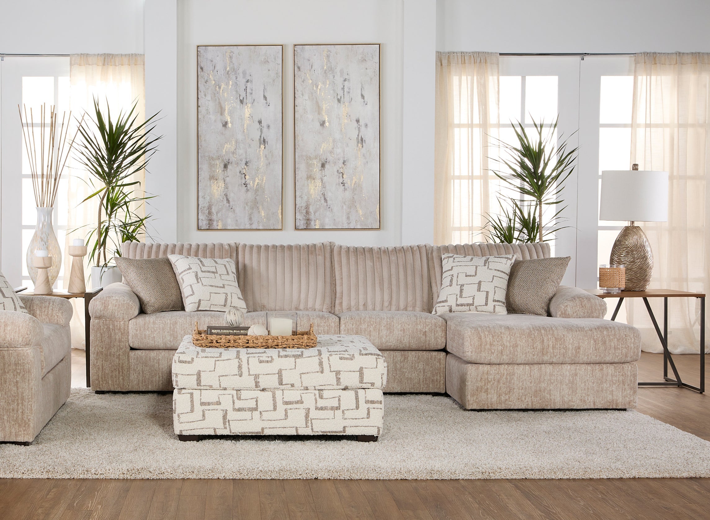 Roundhill Furniture Nason Wide Wale Corduroy Sectional Sofa Chaise - Modern L-Shaped Couch with Chaise Lounge for Living Room, Family Room & Home Theater Comfort