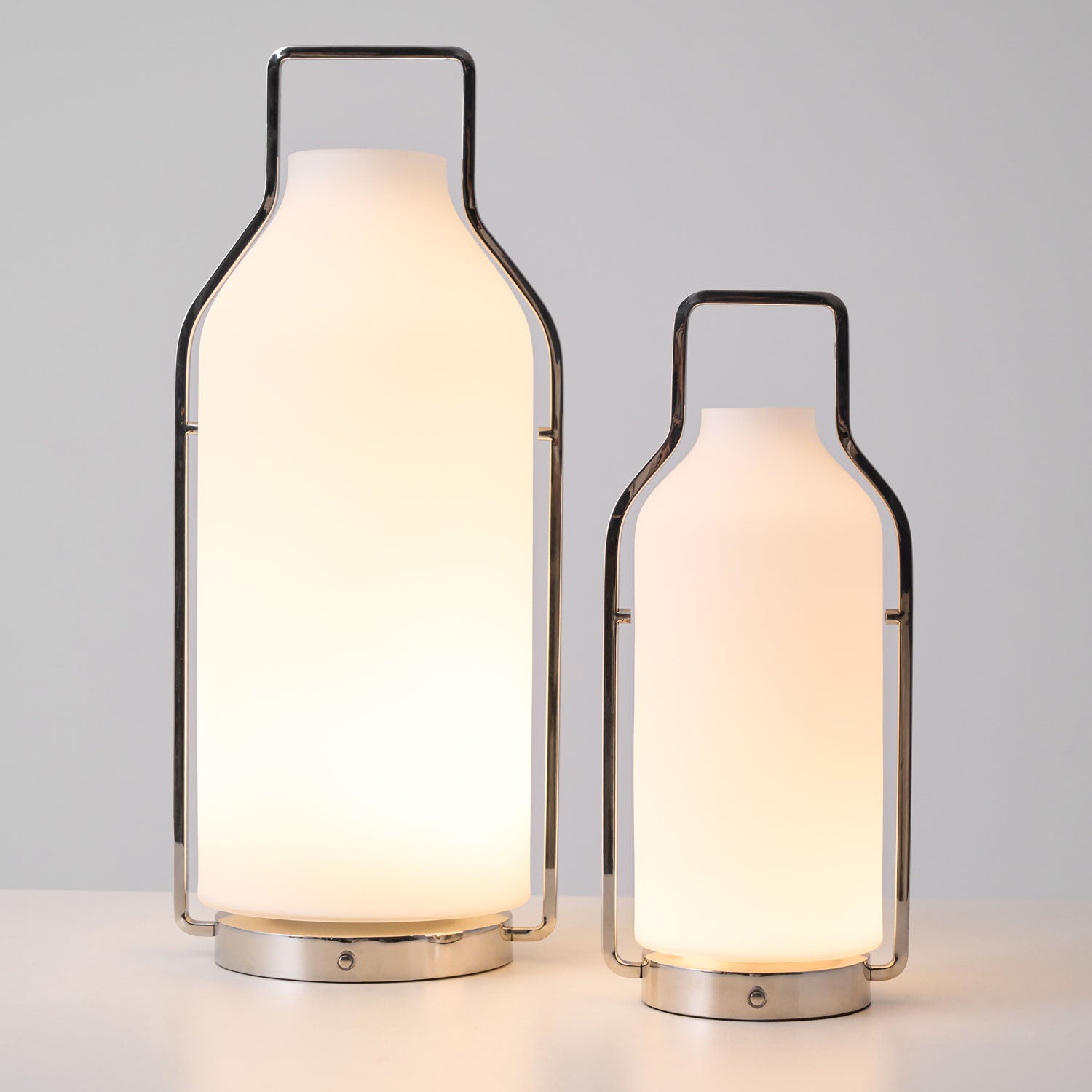 Vintara Modern LED Lantern Table Lamp - Dimmable Battery Operated Indoor/Outdoor Lighting for Bedroom, Patio, and Camping