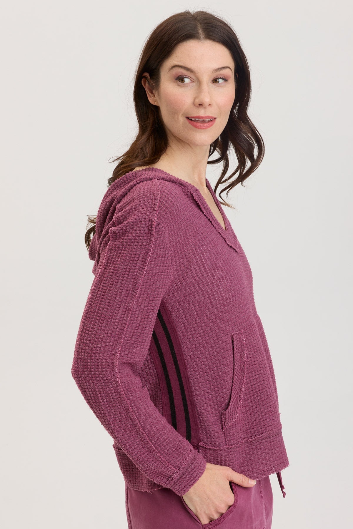 Zuriel Hoodie Cabaret Pigment - Stylish & Comfortable Women's Pullover Sweatshirt | Perfect for Casual Wear, Street Fashion & Fall Outfits