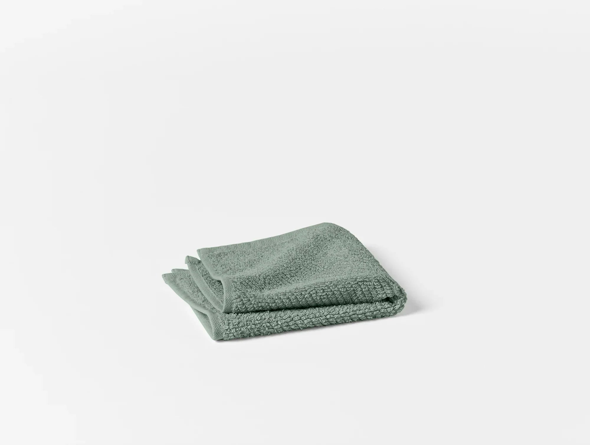 Premium Organic Cotton Bath Towels & Mats - Ultra Soft, Absorbent & Eco-Friendly for Spa, Bathroom & Beach Use