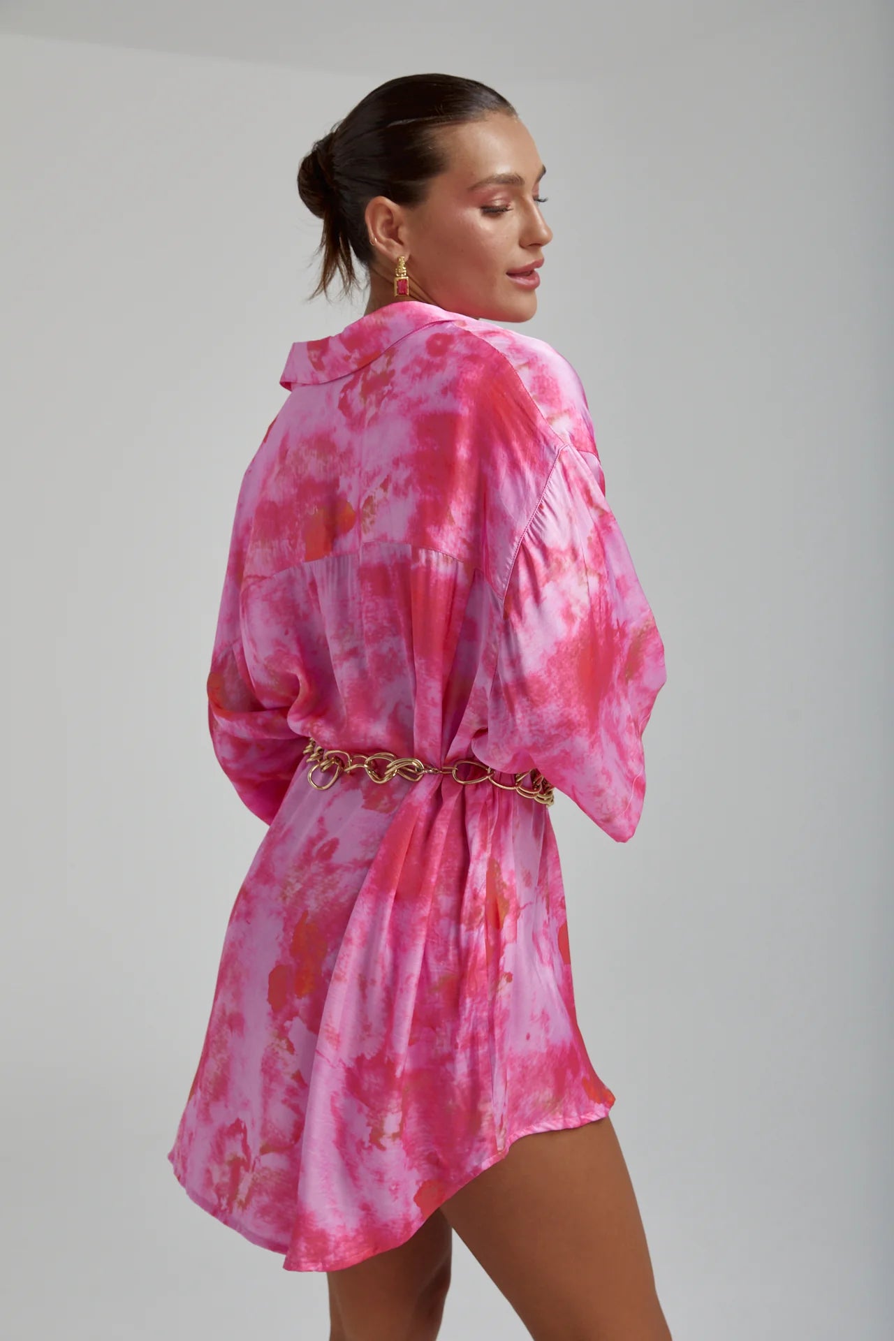 Stylish Big Shirt with Hibiscus Print - Comfortable Oversized Blouse for Women - Perfect for Beach, Vacation, and Summer Outfits