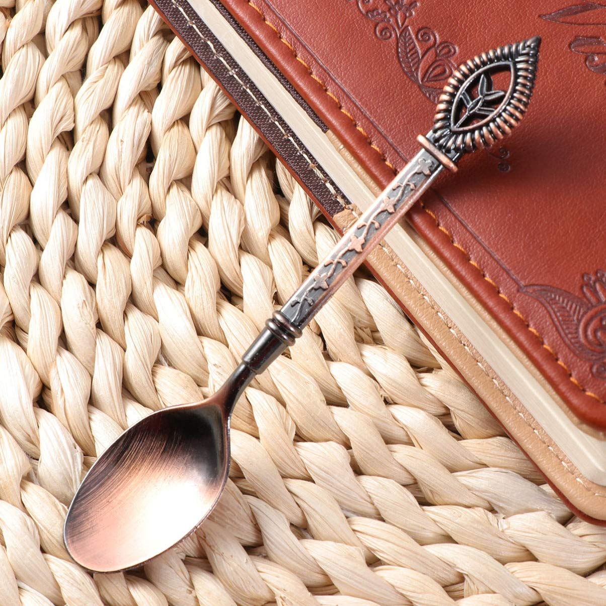 5 Pcs Vintage Carved Coffee Spoons - Elegant Court Style Stirring Spoons for Coffee, Tea, and Desserts | Perfect for Home, Cafe, and Gift Use