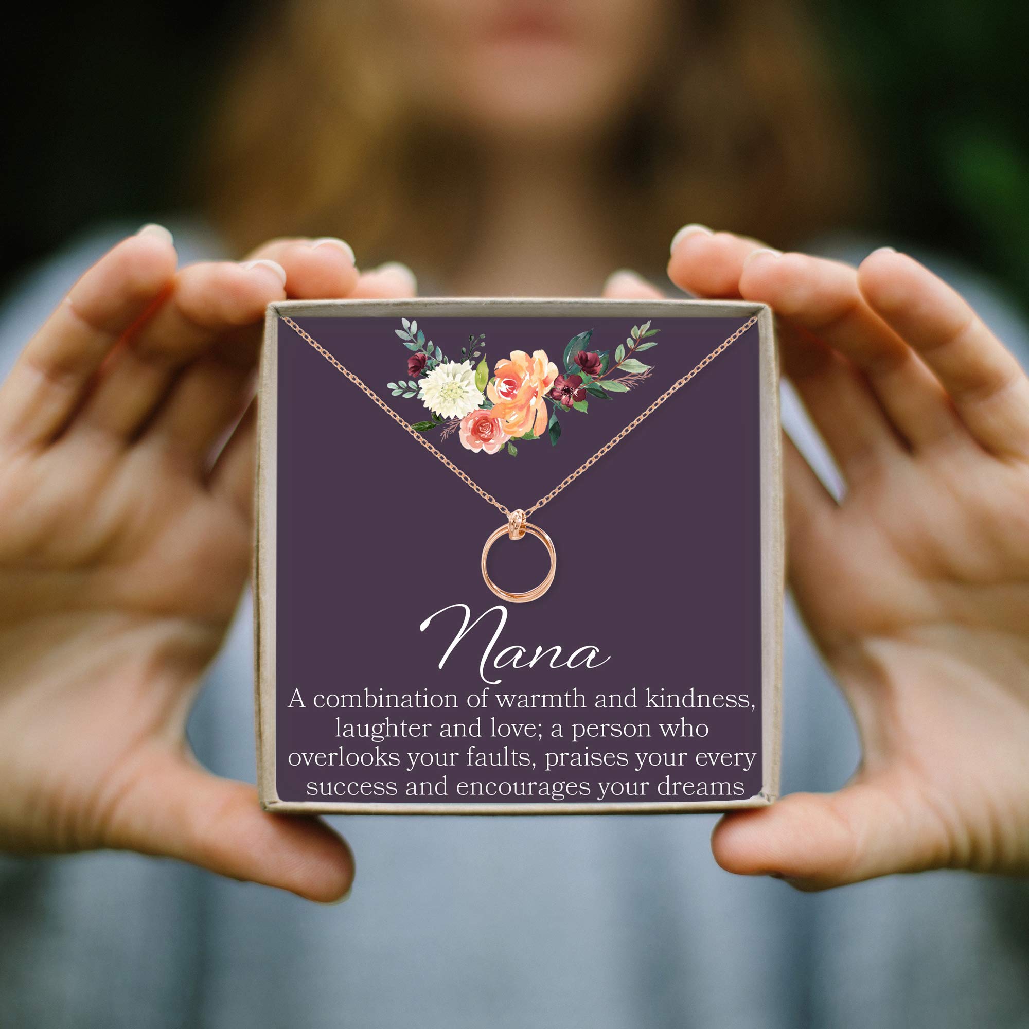 Heart Shaped Nana Necklace - Personalized Jewelry Gift for Birthday, Christmas, Mother's Day & Special Occasions | Perfect for Gifting to Grandmothers, Moms & Loved Ones