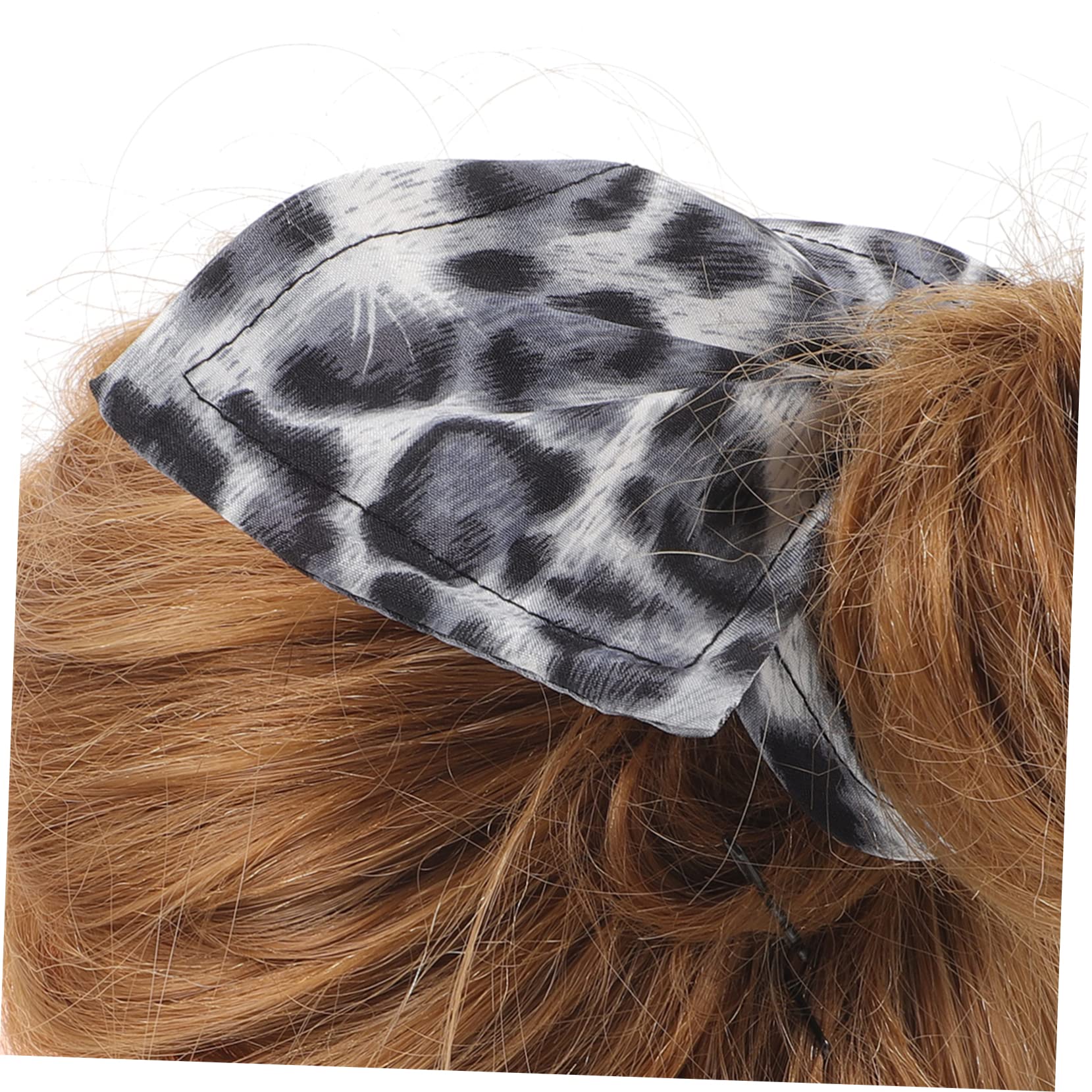 Beavorty Elegant Leopard Print Hair Bun Maker for Women - Soft Fabric Hair Donut for Quick & Easy Updos - Perfect for Work, Gym, and Everyday Hairstyles