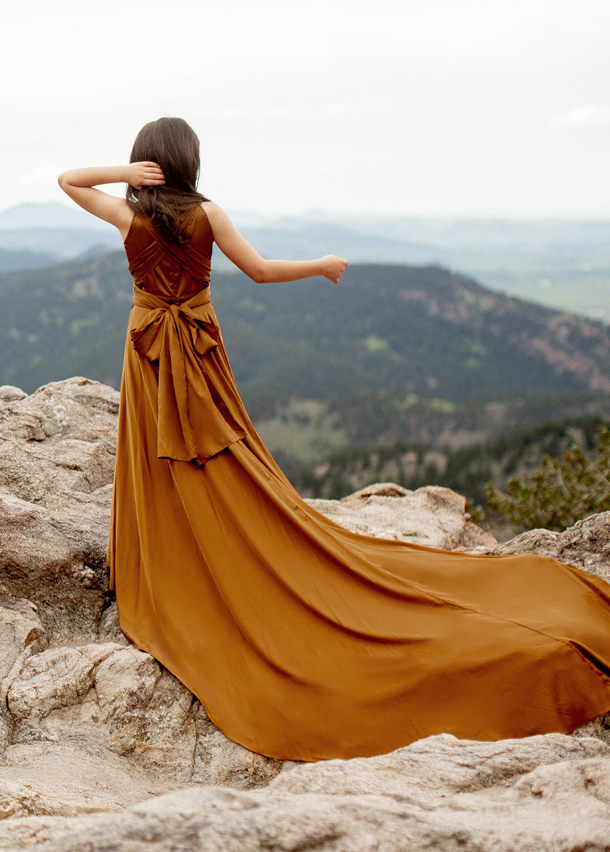 Junie Impact Dress in Dark Honey - Elegant Women's Flowy Midi Dress for Casual Wear, Date Night & Special Occasions