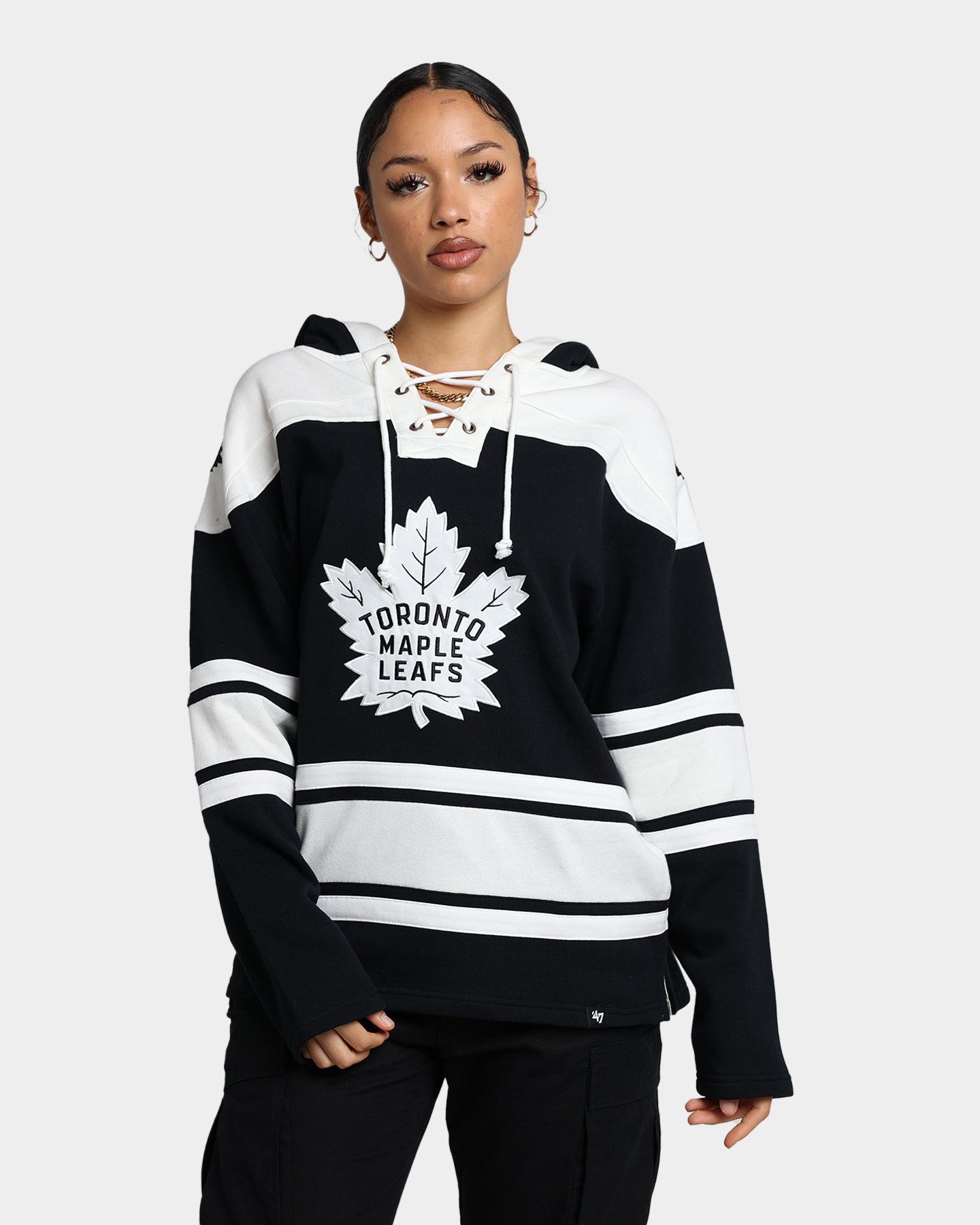 47 Brand Toronto Maple Leafs Superior Lacer Hoodie - Men's NHL Hockey Pullover Sweatshirt (Jet Black) - Perfect for Game Day, Casual Wear & Sports Fan Apparel
