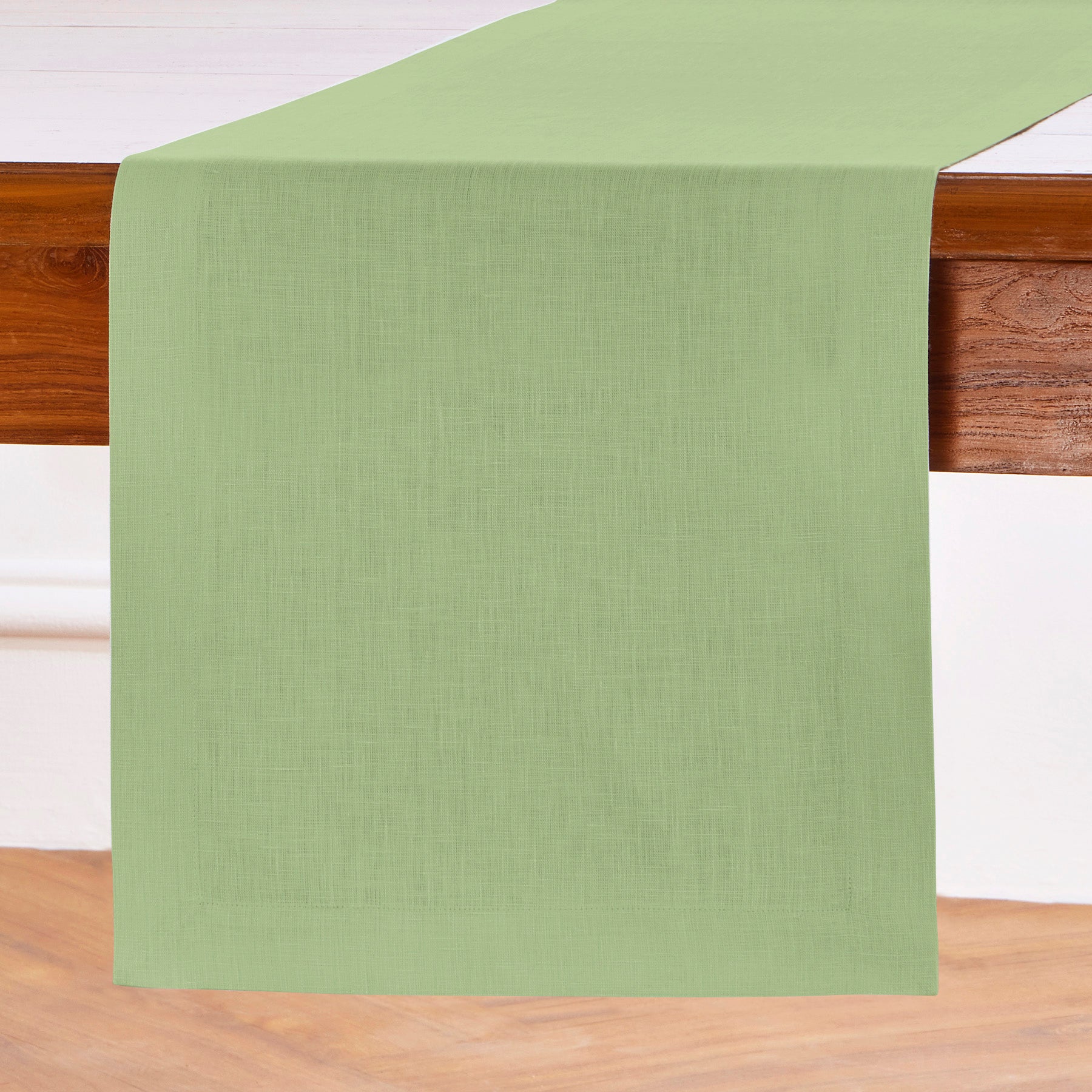 Elegant Fete Table Runner for Weddings, Parties & Events - Premium Decorative Dining Table Cloth for Home Decor & Special Occasions