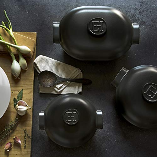 Emile Henry Delight 4L Ceramic Round Dutch Oven in Slate - Premium French Cookware for Baking, Roasting & Slow Cooking - Perfect for Soups, Stews & Bread Making