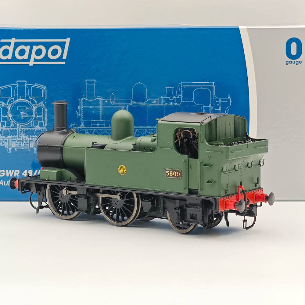 Dapol 7S-006-051 O Gauge 58xx Class GWR Shirtbutton Green 5809 21DCC Model Train Locomotive - Perfect for Railway Enthusiasts & Collectors