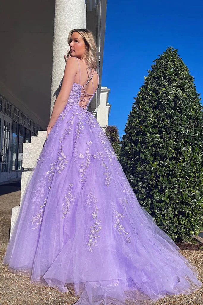 Lavender A-Line Tulle Prom Dress with Lace Detailing - Elegant Formal Ball Gown for Homecoming, Quinceañera & Special Occasions | Style 2317