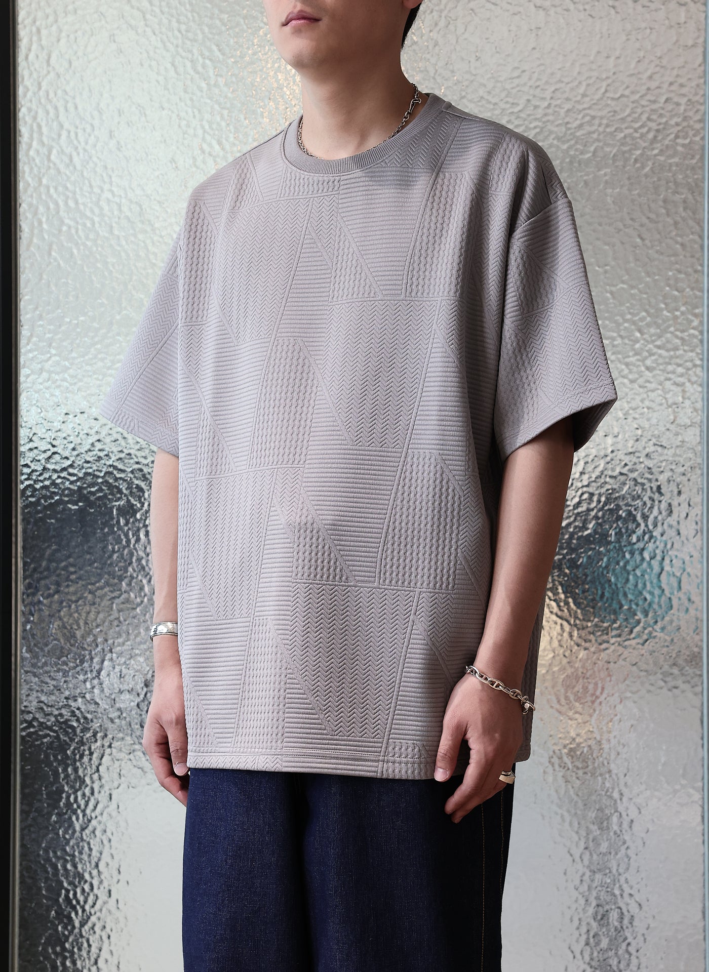 Stylish Polyester Spandex Jacquard Oversized T-Shirt for Women - Comfortable & Trendy Casual Wear for Everyday Outfits