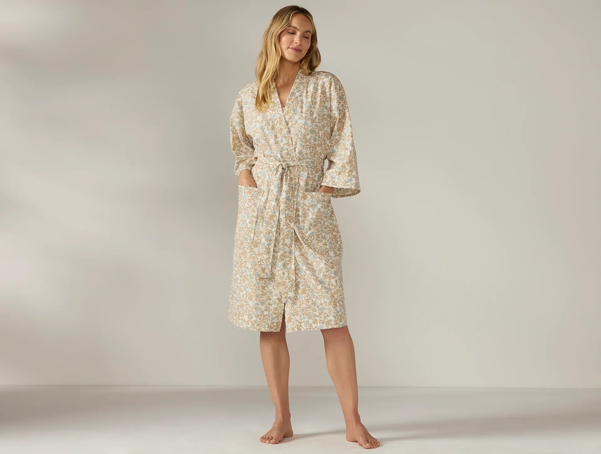 Women's Isla Organic Cotton Robe - Soft & Breathable Bathrobe for Spa, Lounge & Post-Shower Comfort - Eco-Friendly Loungewear for Relaxation at Home