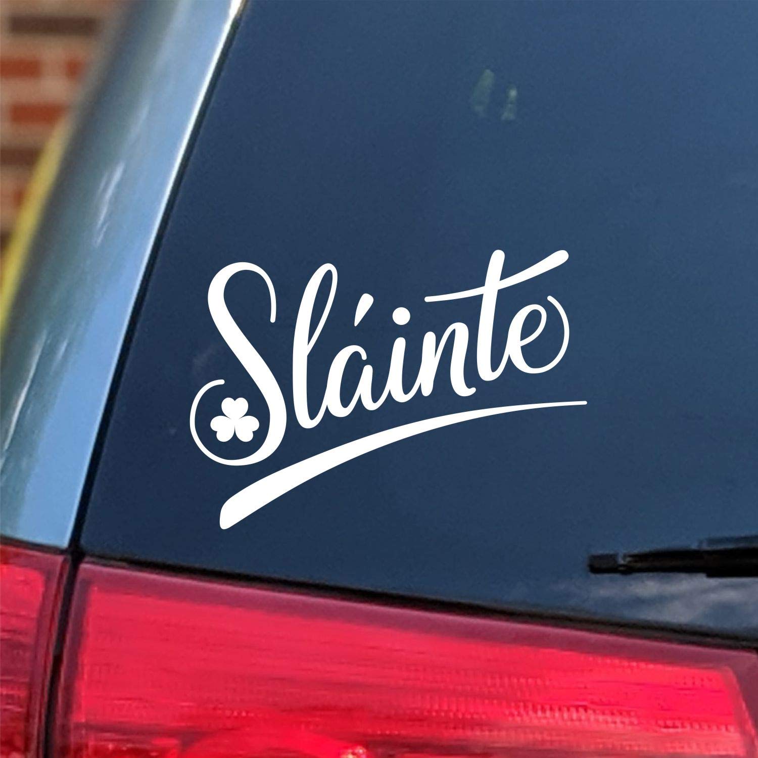 Slainte Irish Toast Cheers Car Decal Sticker - 5.5 x 4 Inch White Vinyl Sticker for Cars, Trucks, Vans, Walls & Laptops - Perfect for St. Patrick's Day, Irish Pubs & Celtic Decor