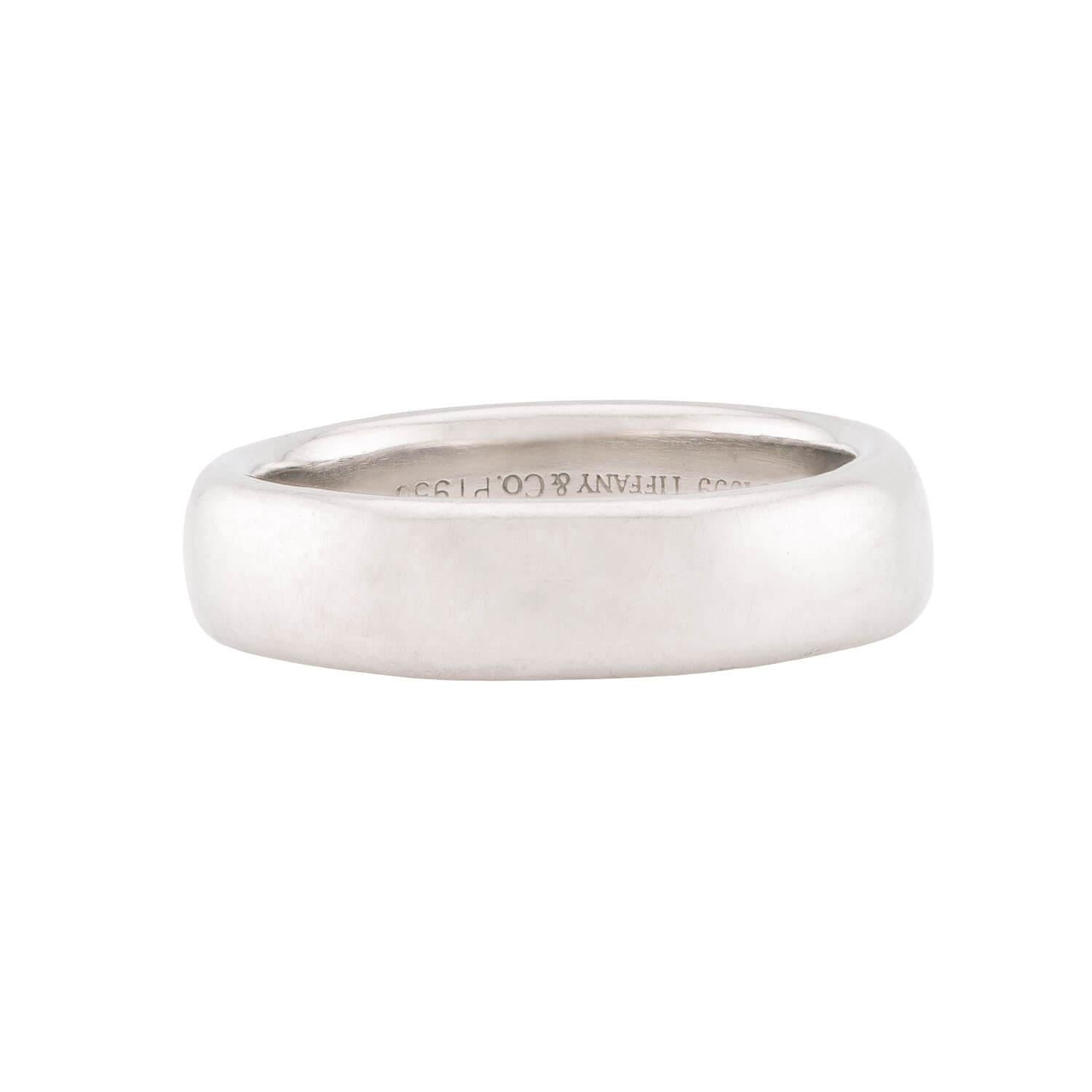 Vintage Tiffany & Co. Platinum Wedding Band for Men & Women - Classic Elegant Engagement Ring - Perfect for Anniversaries, Proposals & Special Occasions