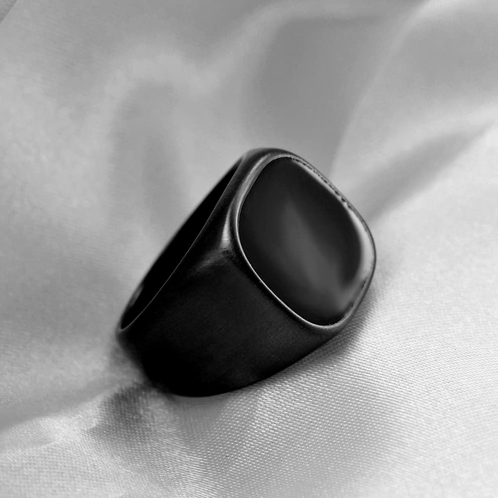 VQYSKO Stainless Steel Signet Rings for Men & Women - Solid Polished Biker Ring in Silver, Gold & Black (Sizes 4-15) | Perfect Gift for Dad, Boyfriend & Loved Ones | Ideal for Weddings, Parties & Everyday Fashion Accessories
