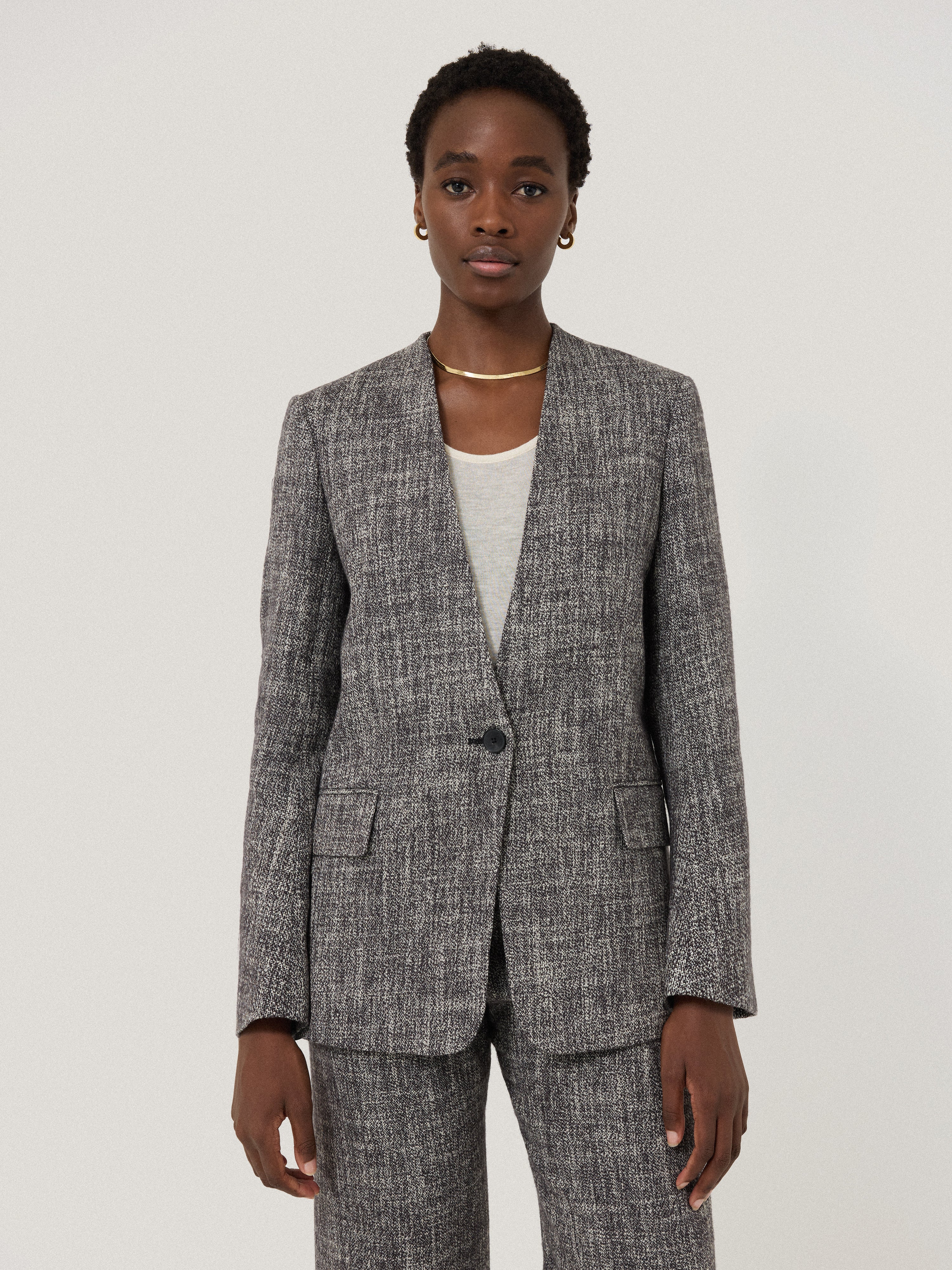 Stylish Collarless Boucle Jacket in Grey - Perfect for Casual Outings, Office Wear & Fall Layering
