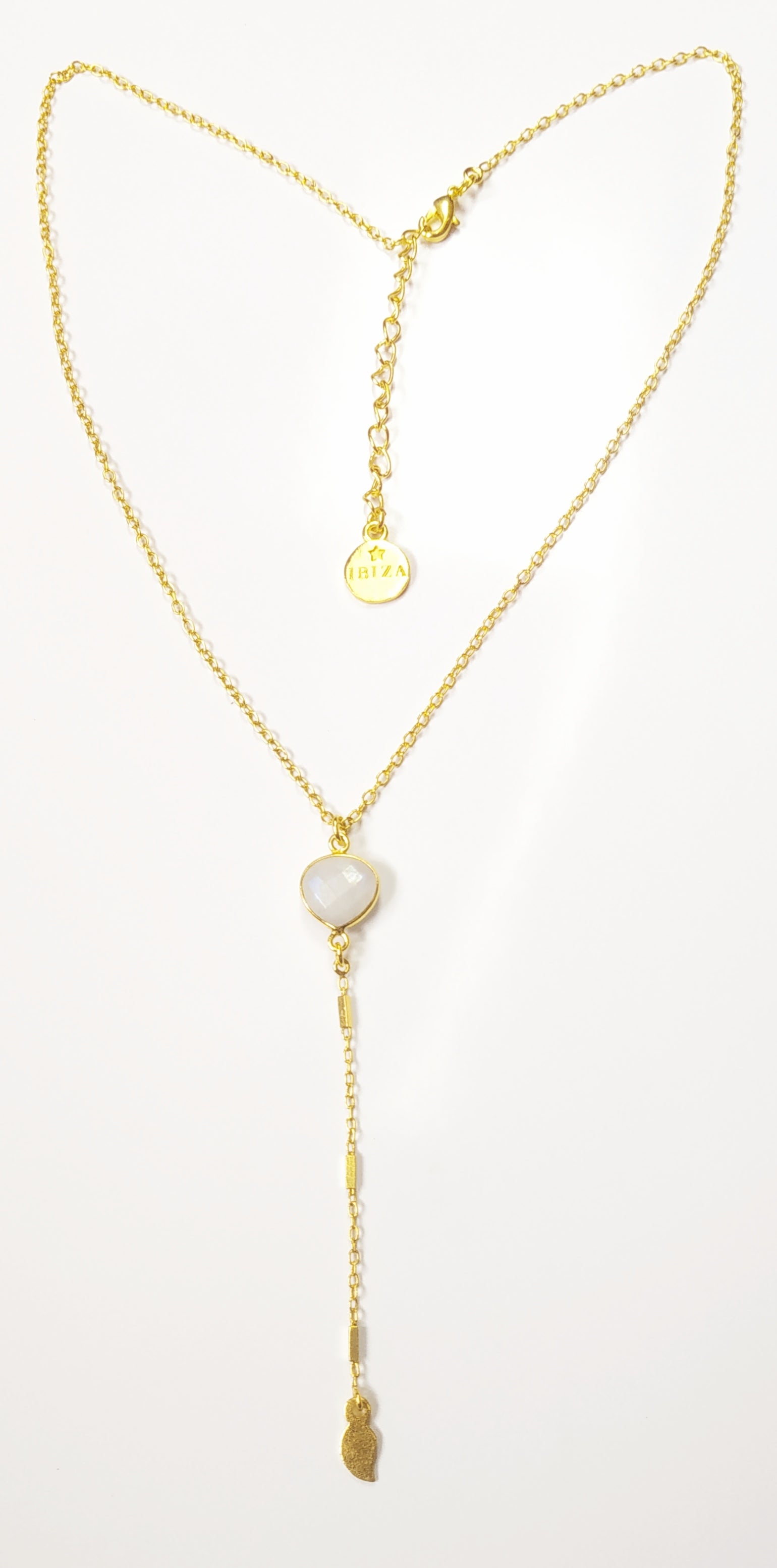 Moonstone Love Necklace for Women – Elegant Healing Crystal Jewelry for Romantic Gifts, Spiritual Protection & Everyday Wear