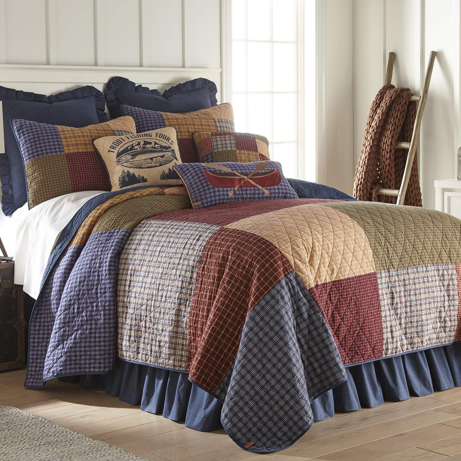 Donna Sharp Lakehouse Twin Quilt - 100% Cotton Lodge Patchwork Bedspread with Vibrant Colors - Machine Washable - Perfect for Guest Rooms, Cabins & Cozy Bedroom Decor