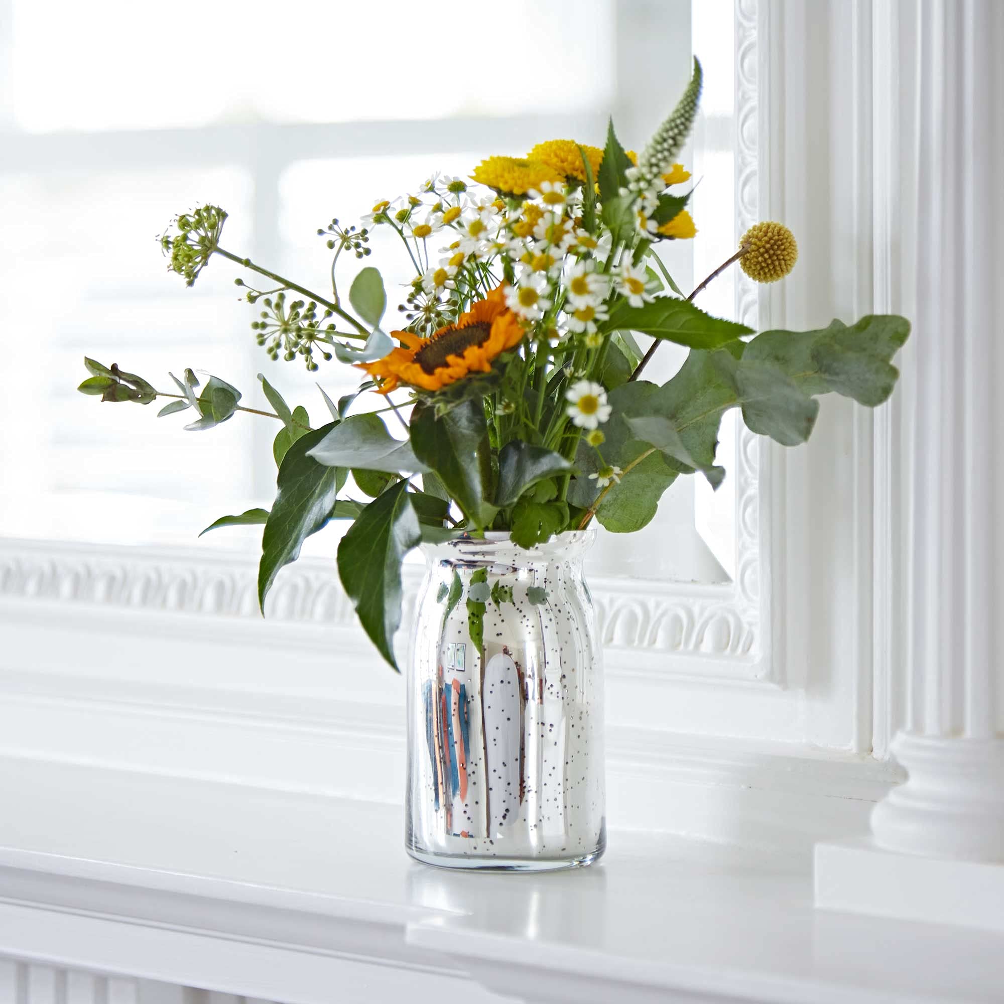Antique Effect Paper Vase - 5 Inches Tall Handmade Decorative Vase for Home & Office Decor, Wedding Centerpieces, and Floral Arrangements