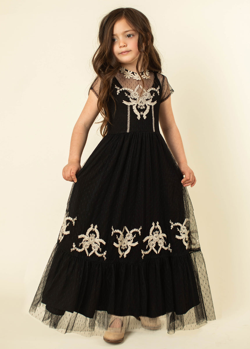 Jolie Black Dress for Women - Elegant & Comfortable Party, Wedding & Evening Wear