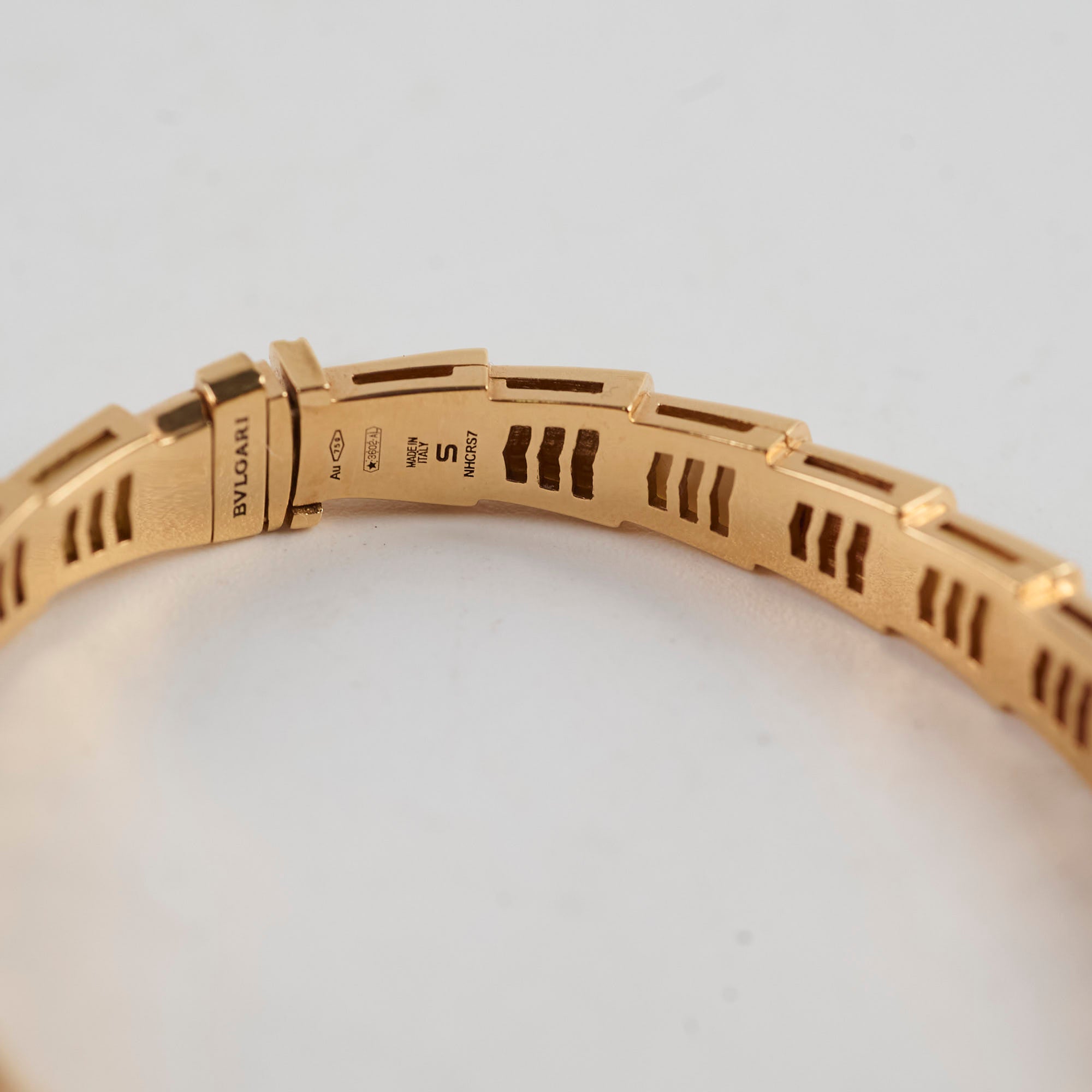 Bulgari Serpenti Viper White Mother of Pearl Bracelet in Pink Gold - Size S | Luxury Italian Jewelry for Women, Perfect for Gifts & Special Occasions