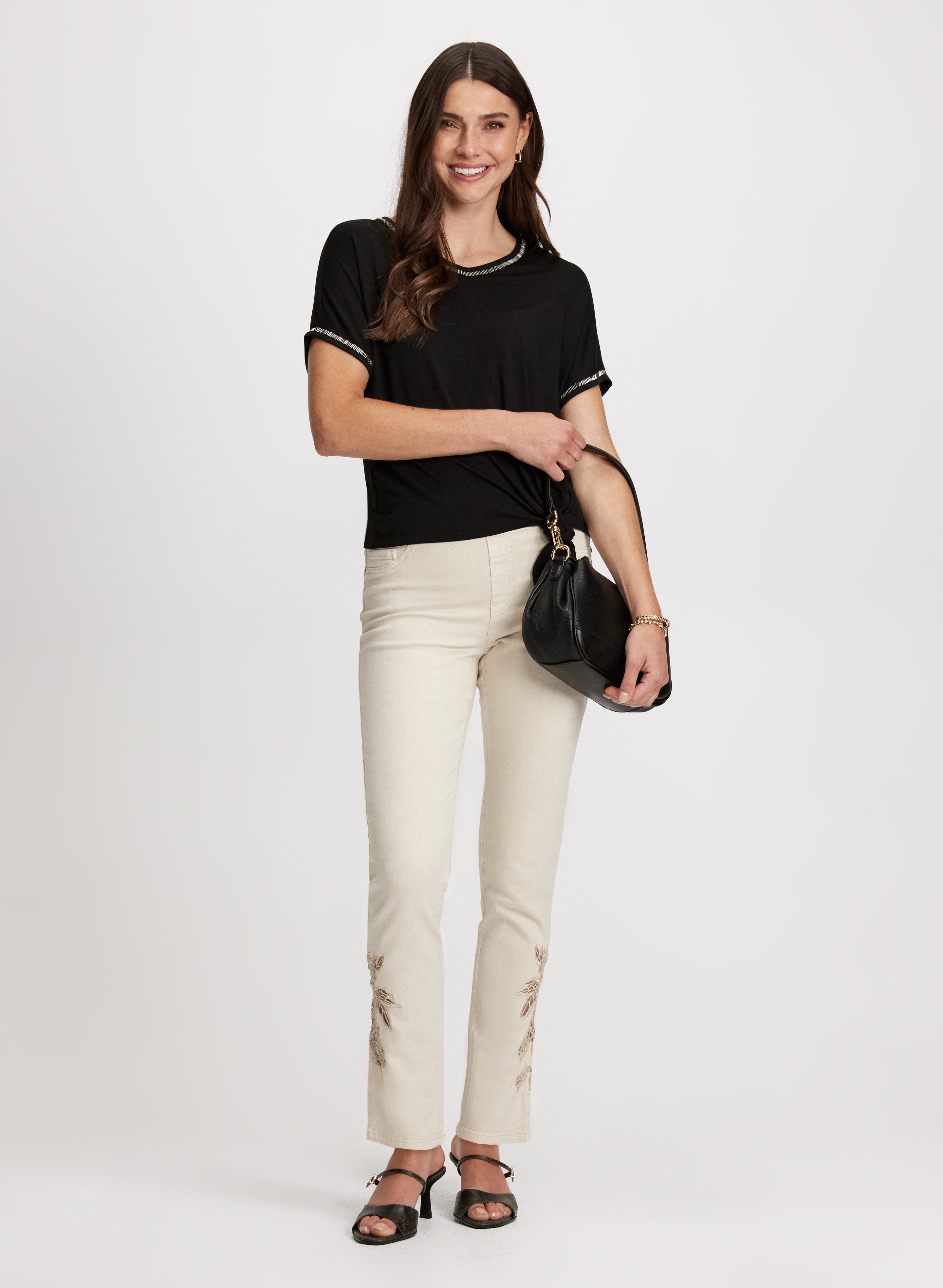 Stylish Bead Trim Tee & Rose Applique Pull-On Jeans for Women - Perfect for Casual Outings, Date Nights, and Everyday Wear