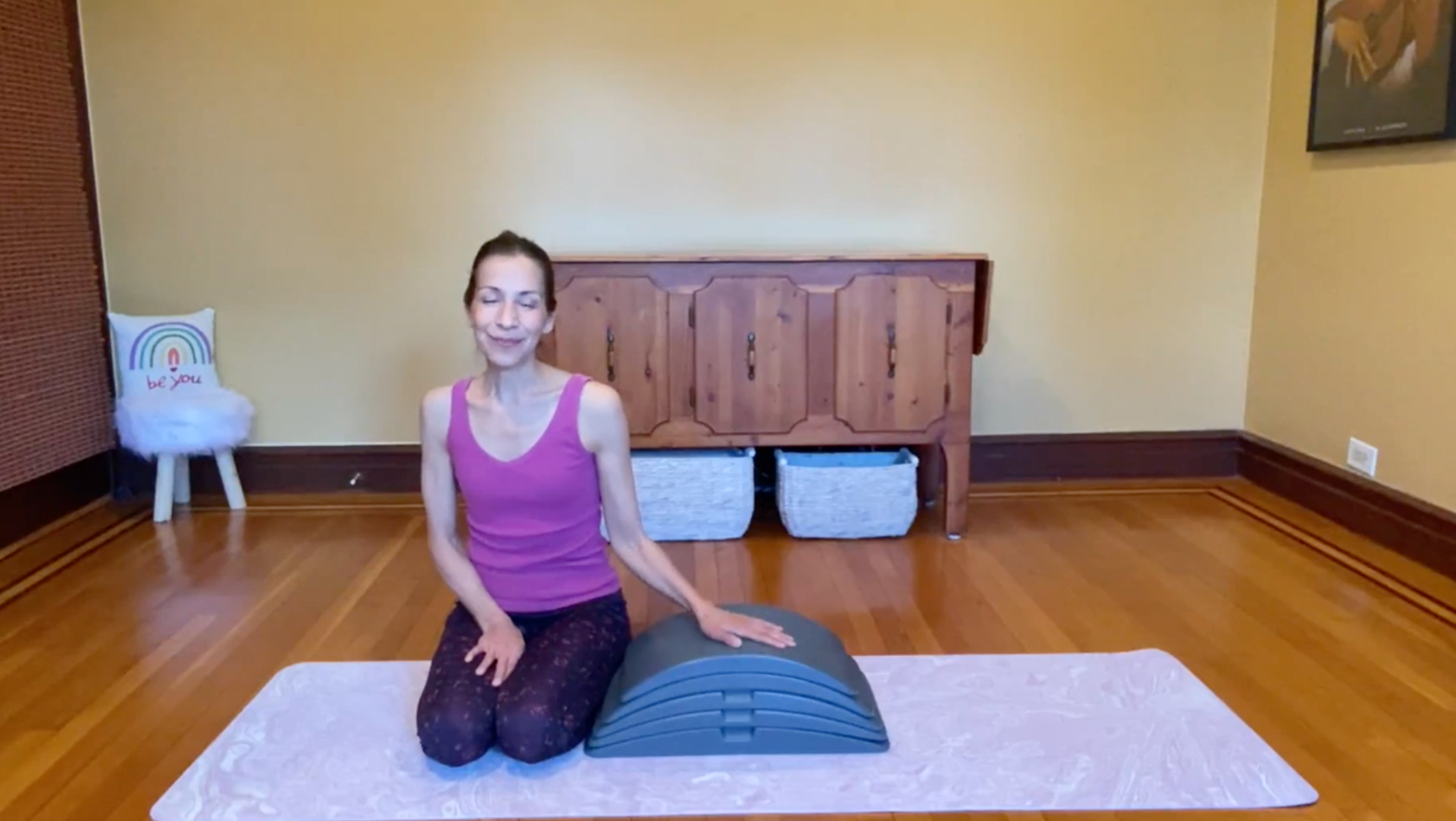Alexandra's 46-Minute Beginner to Intermediate Pilates Mat Workout Video - Perfect for Home Fitness & Studio Training