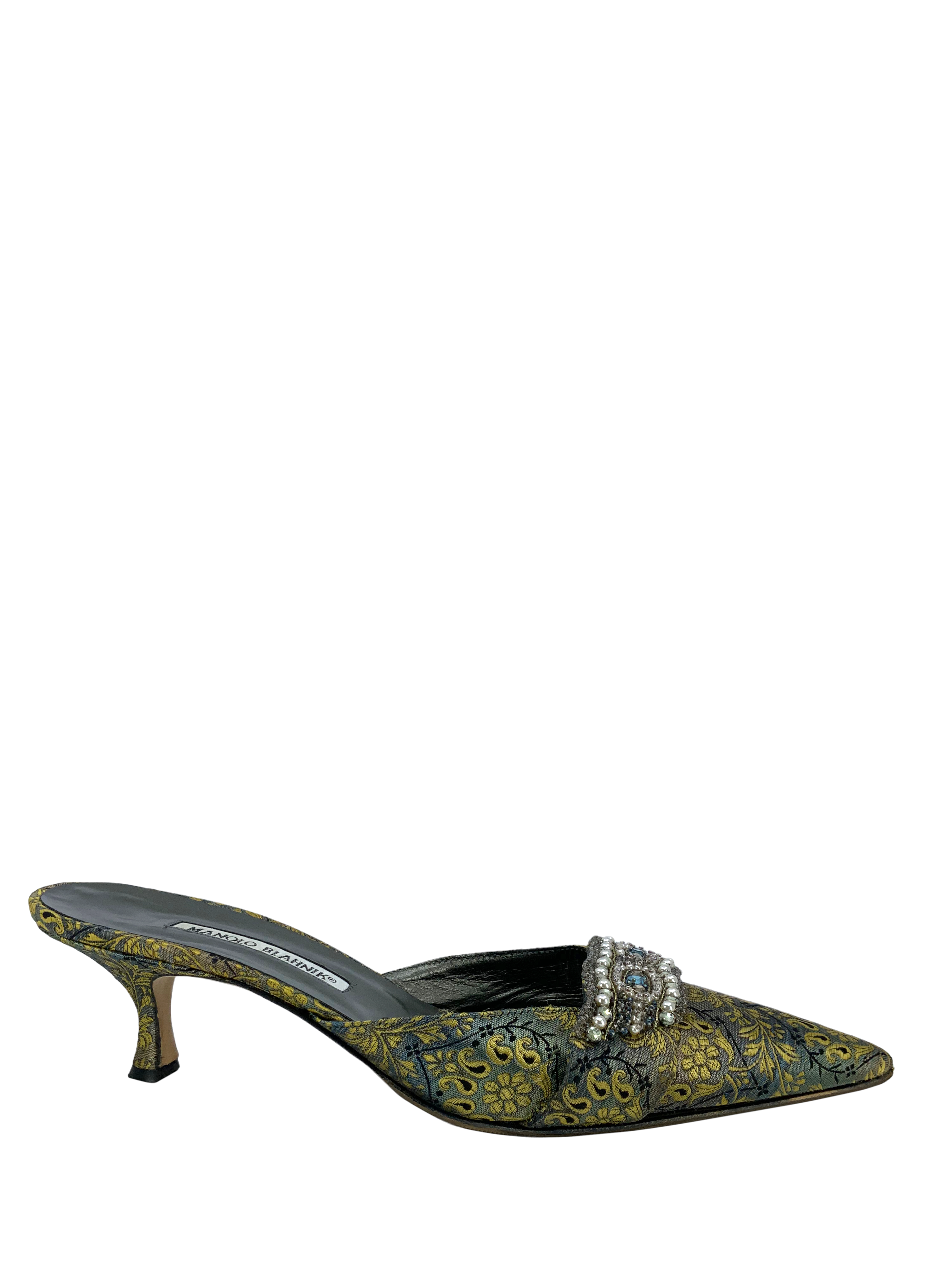 Manolo Blahnik Women's Size 11 Printed Jacquard Embellished High Heel Pumps - Perfect for Weddings, Parties & Special Occasions